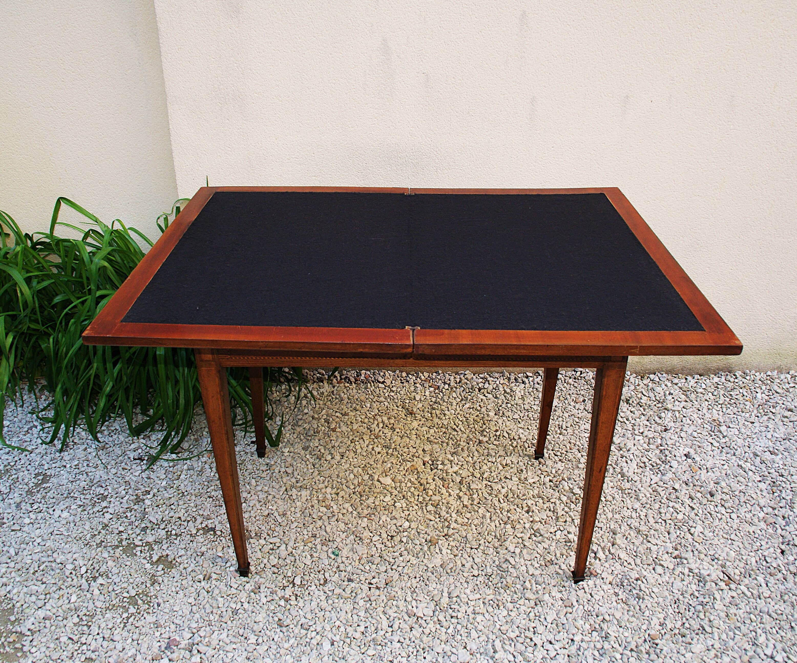 "Tric Trac" game table Directoire