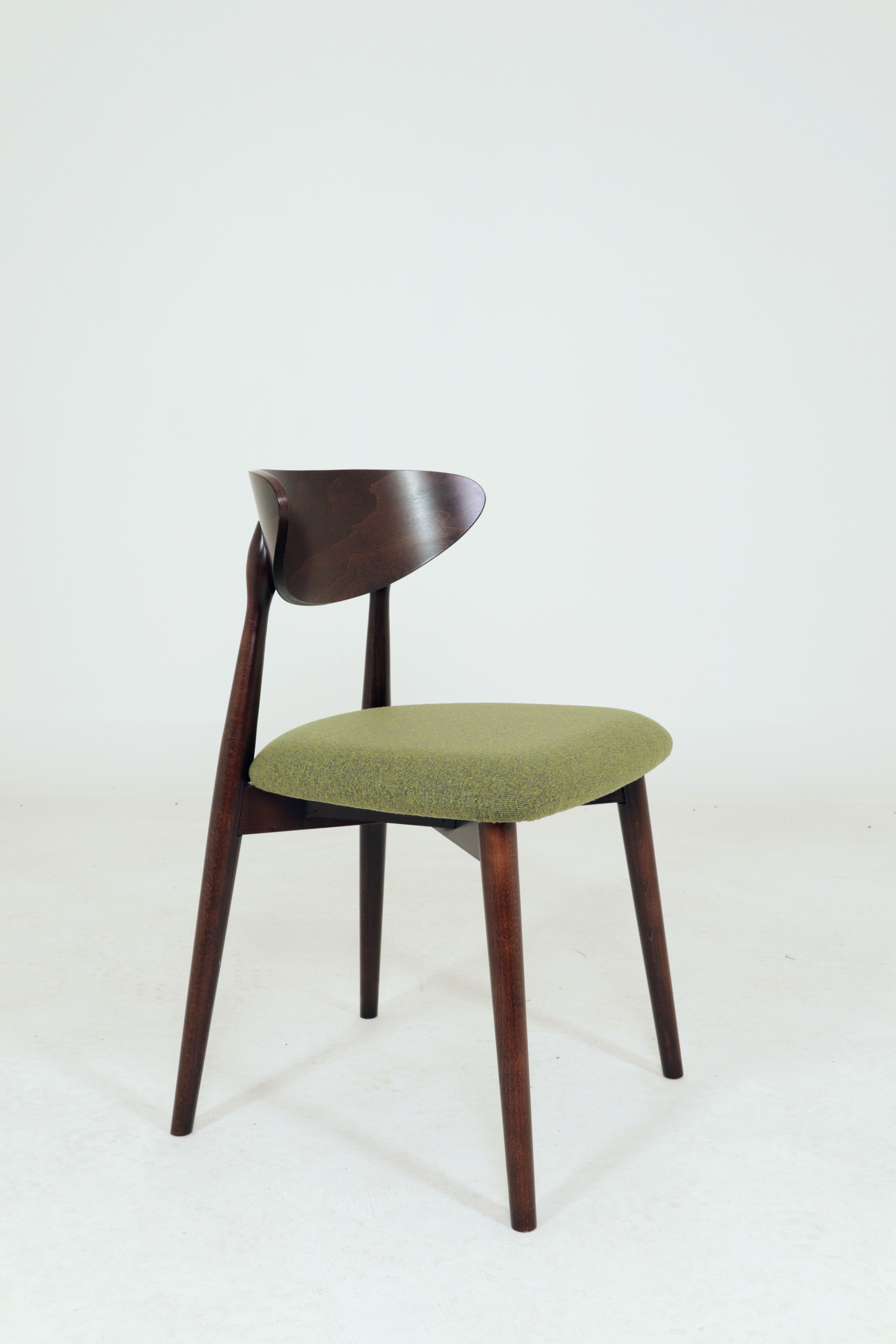 Modern Set of 2 Dining Chairs, Avocado Green Bouclè and Dark Wood