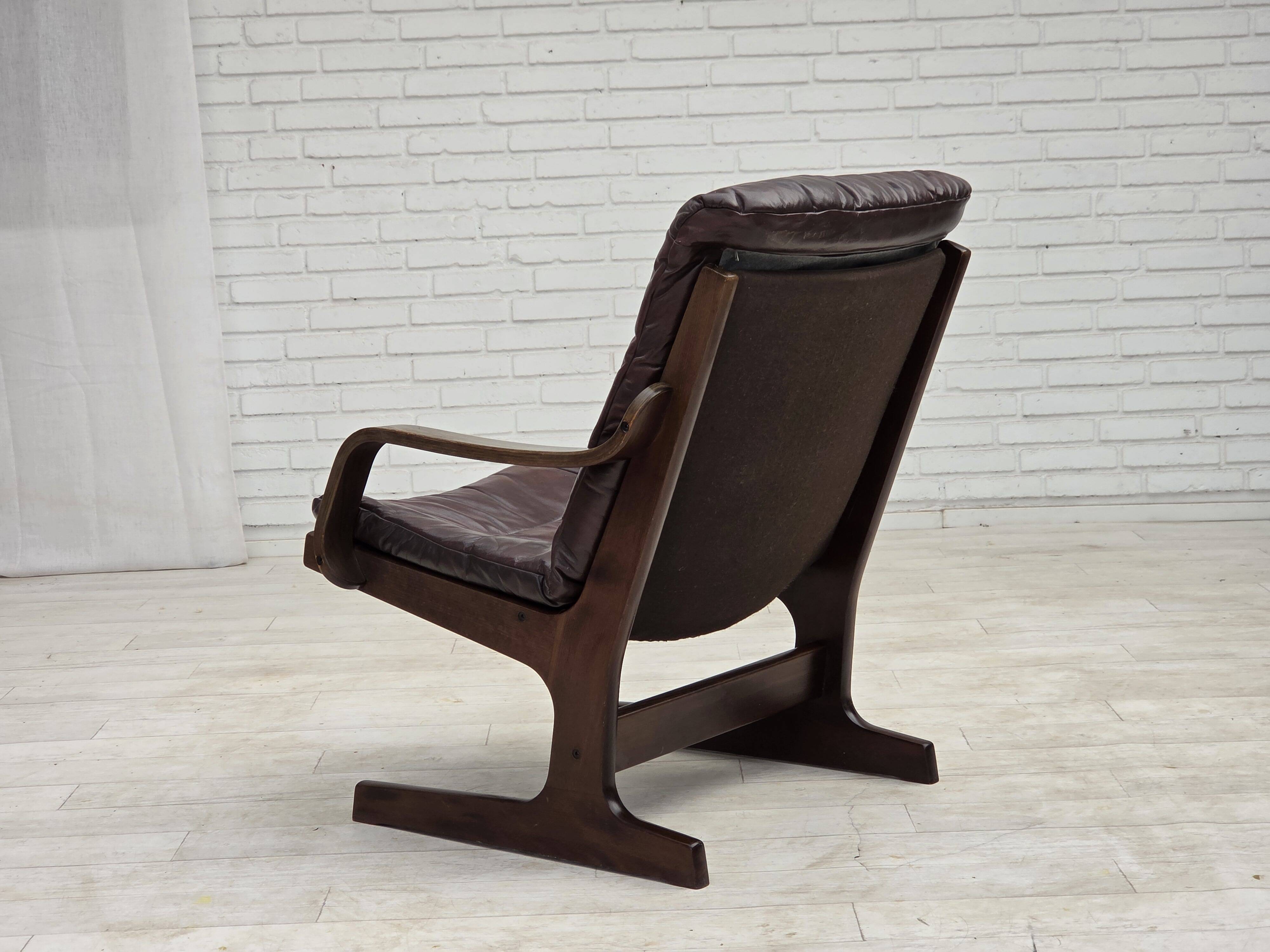 Fauteuil scandinave en cuir marron, années 1970