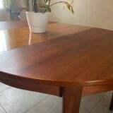 Vintage French house extendable round table (very large when unfolded)