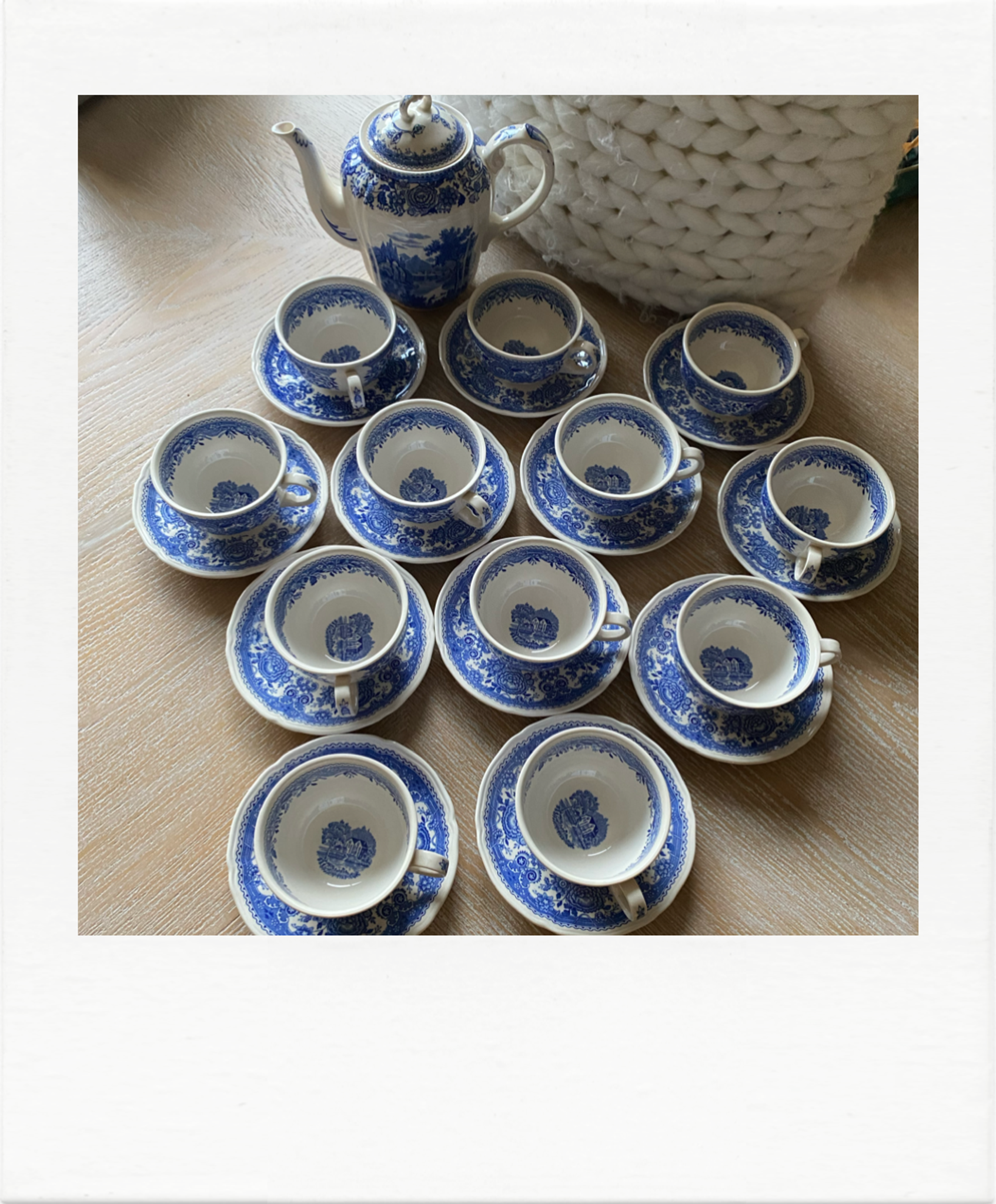 Villeroy & Boch tea set