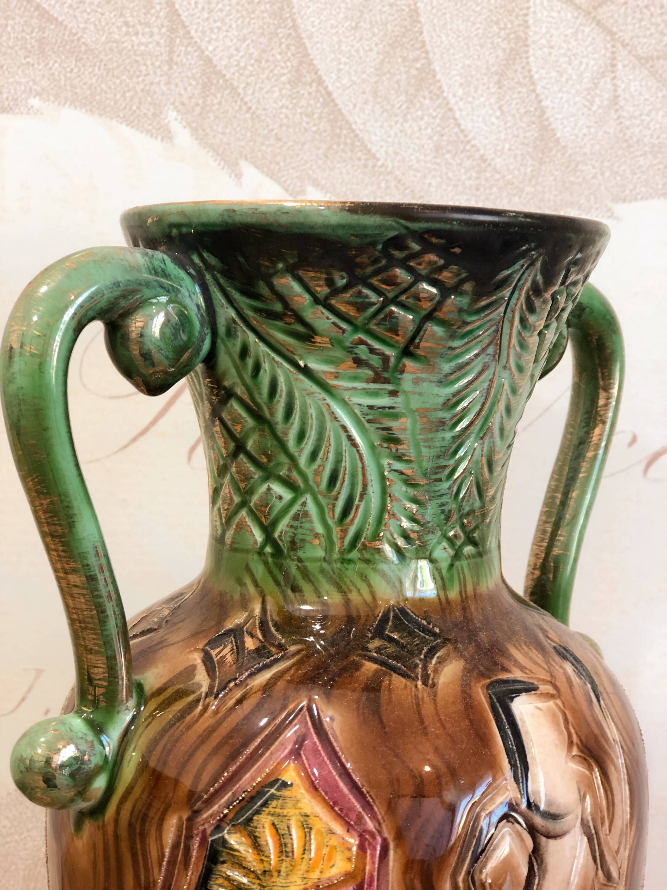 Glazed ceramic vase signed H. Bequet