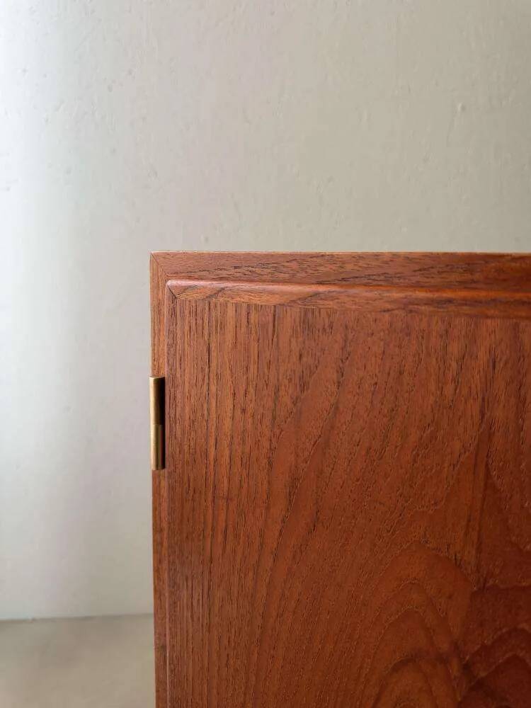 Vintage Hundevad sideboard teak wood 1960s Danish design