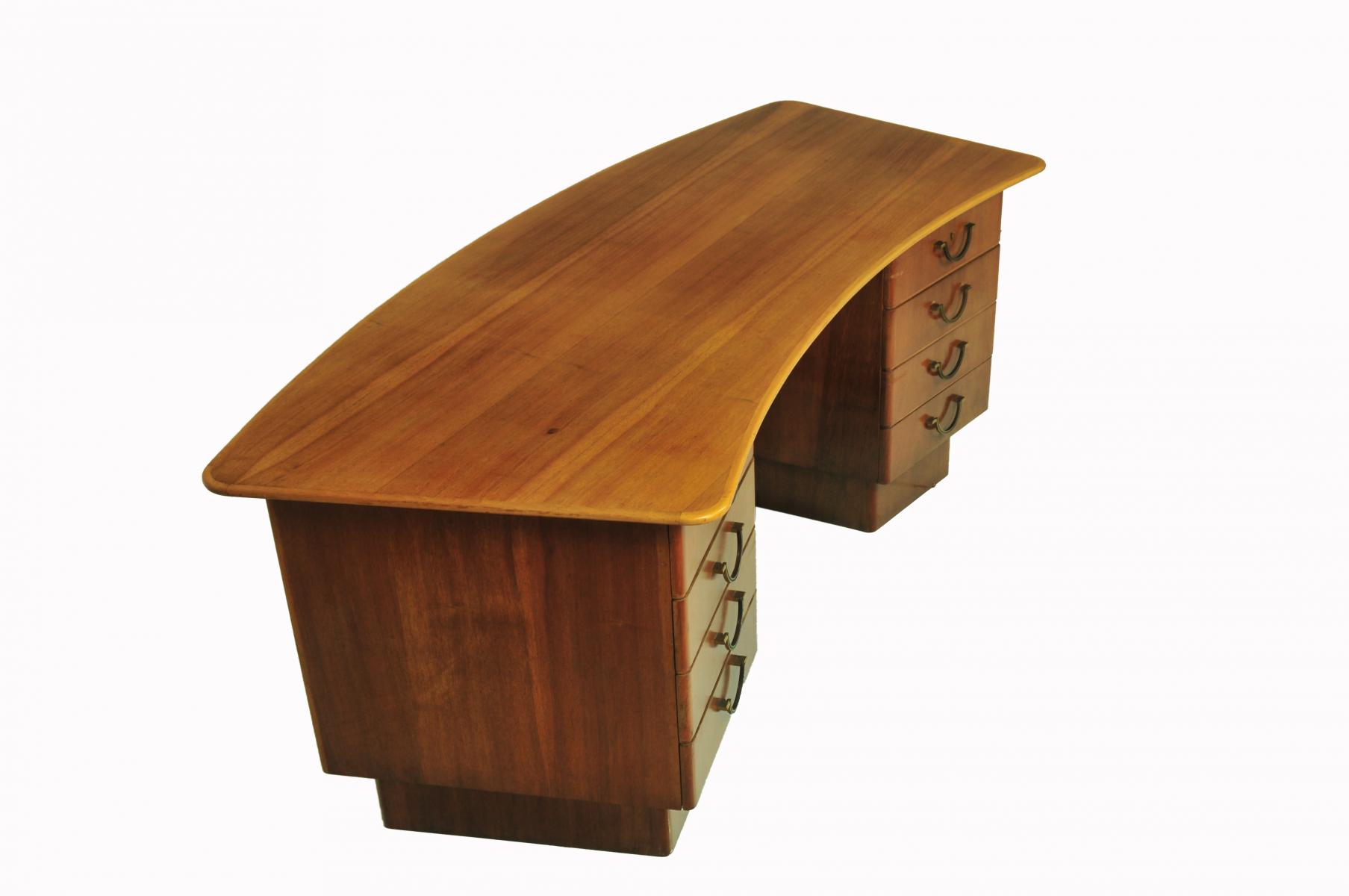 Office curve vintage