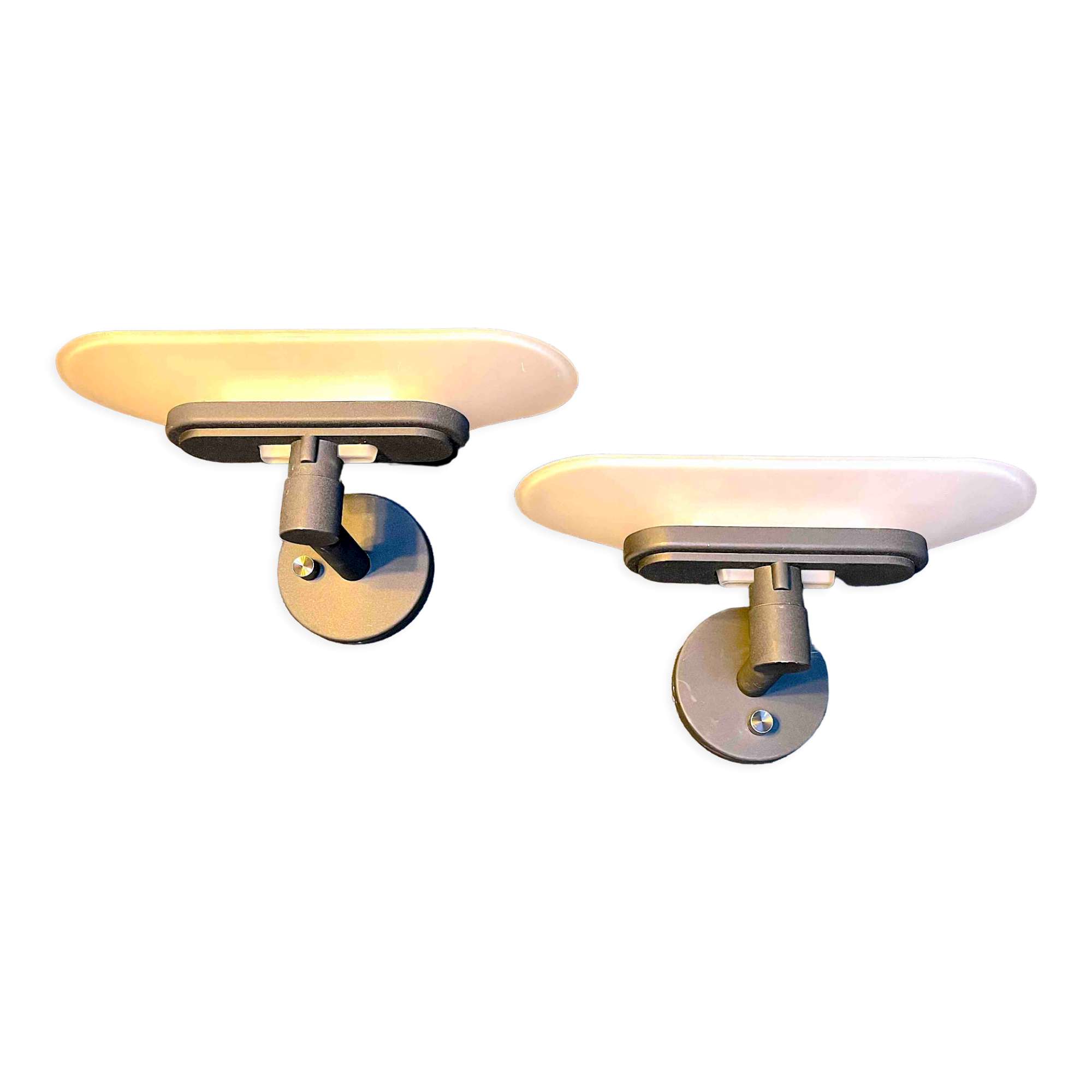 Pair of sconces, model: "Jill" by King & Miranda for Arteluce, Italy 1980's (first edition)