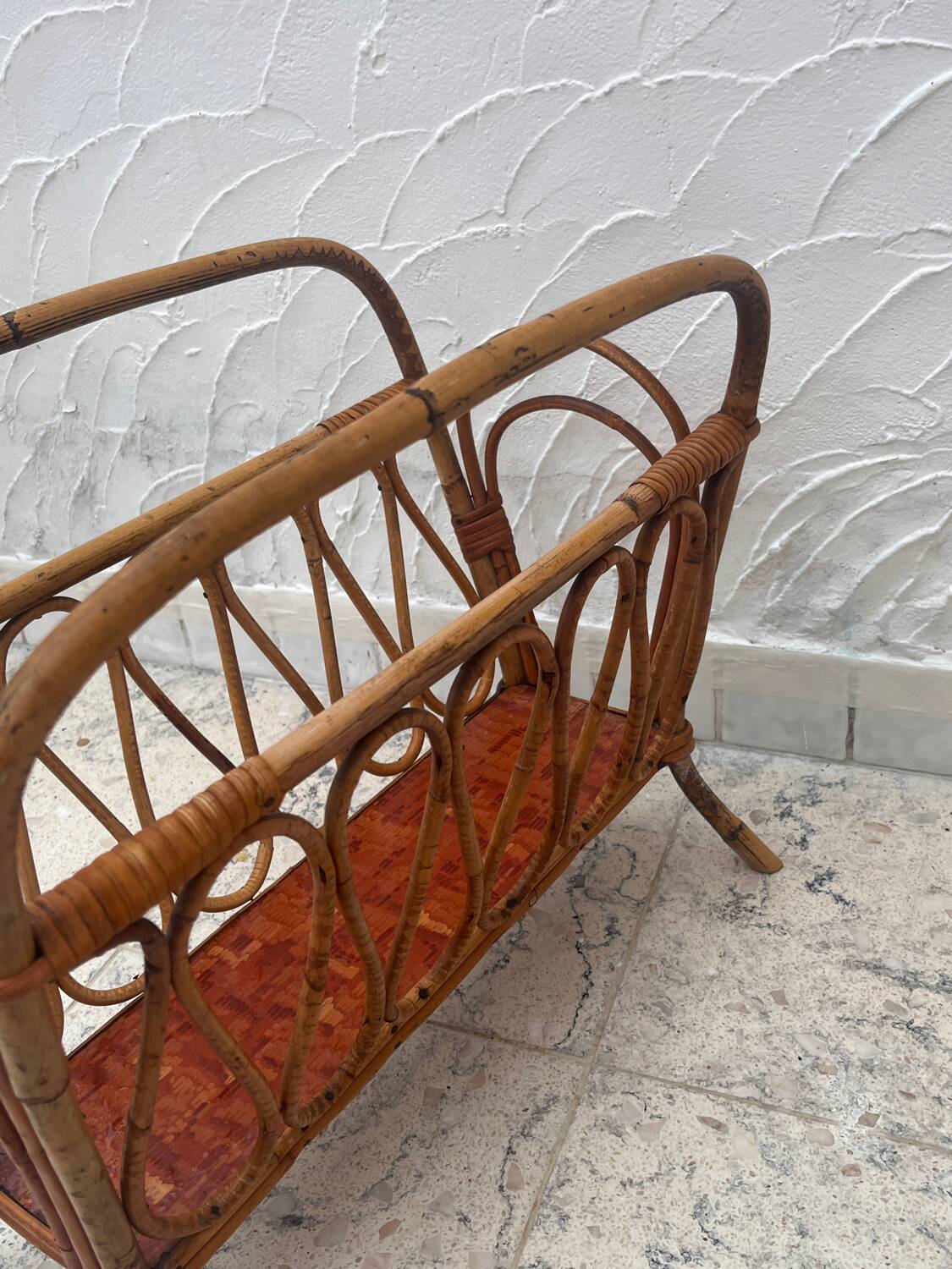 Bamboo magazine rack