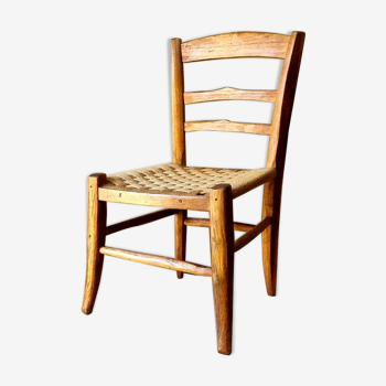 Children's chair wood and rope