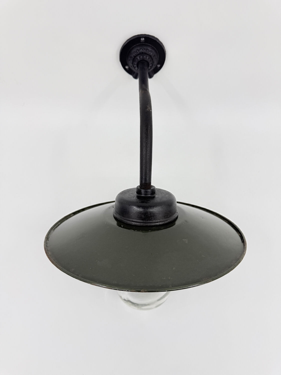 Court lamp