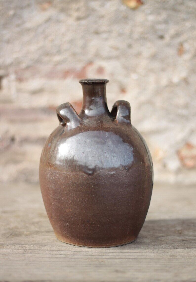 Old handled pot, antique pot, handled jar, interior decoration, collection, pottery