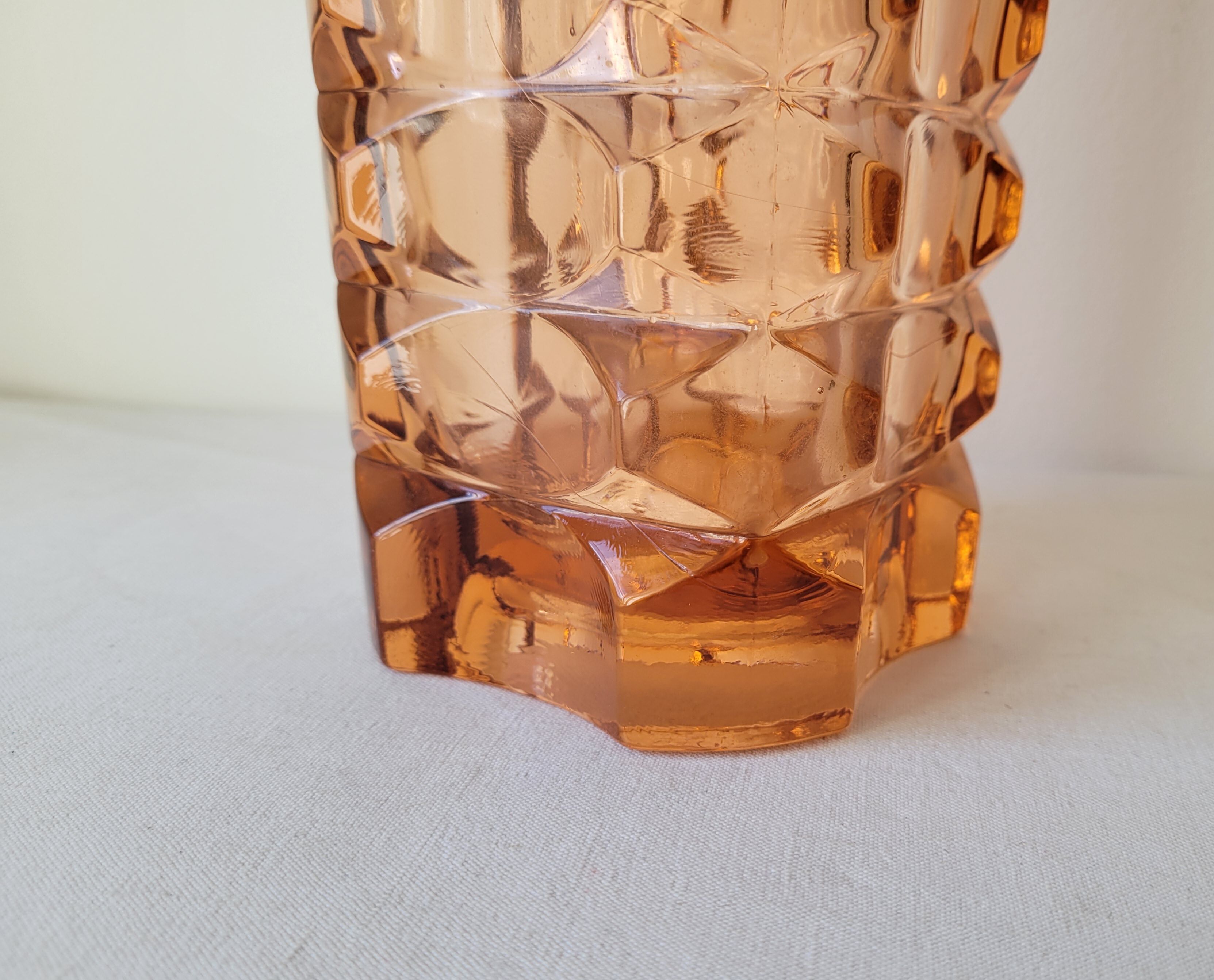 Windsor Rosaline Vase by Luminarc