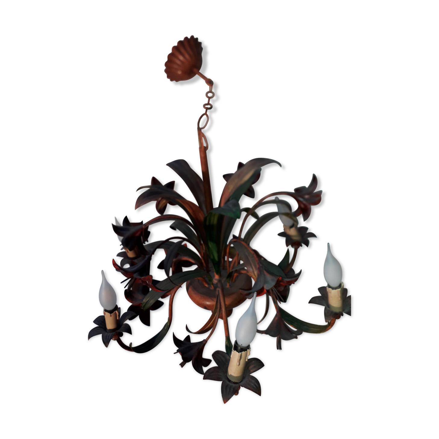 Vegetal-painted sheet metal chandelier