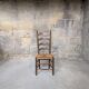 Ensemble de 8 chaises en bois et paille