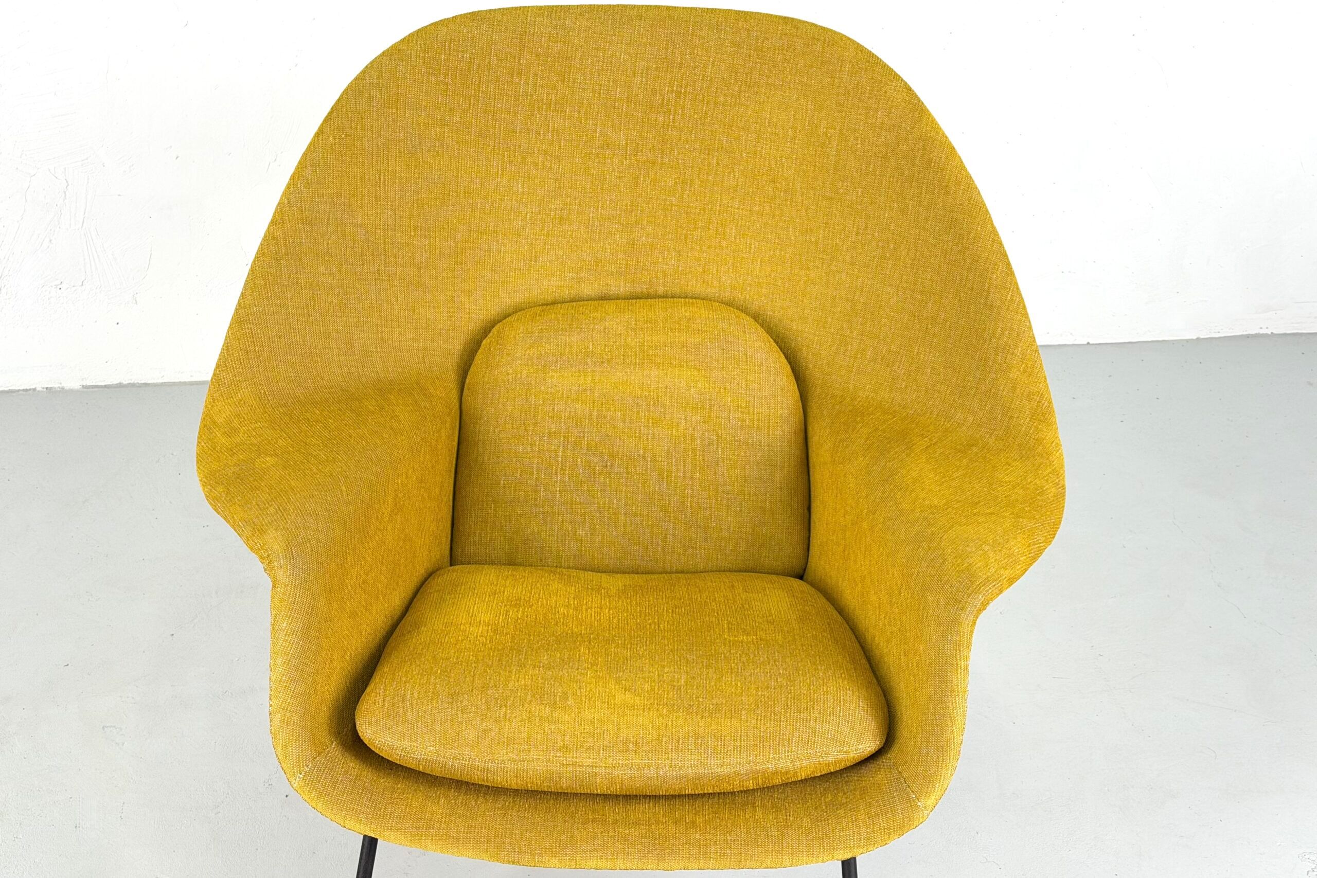 Womb chair by Eero Saarinen for Knoll International – 1950s