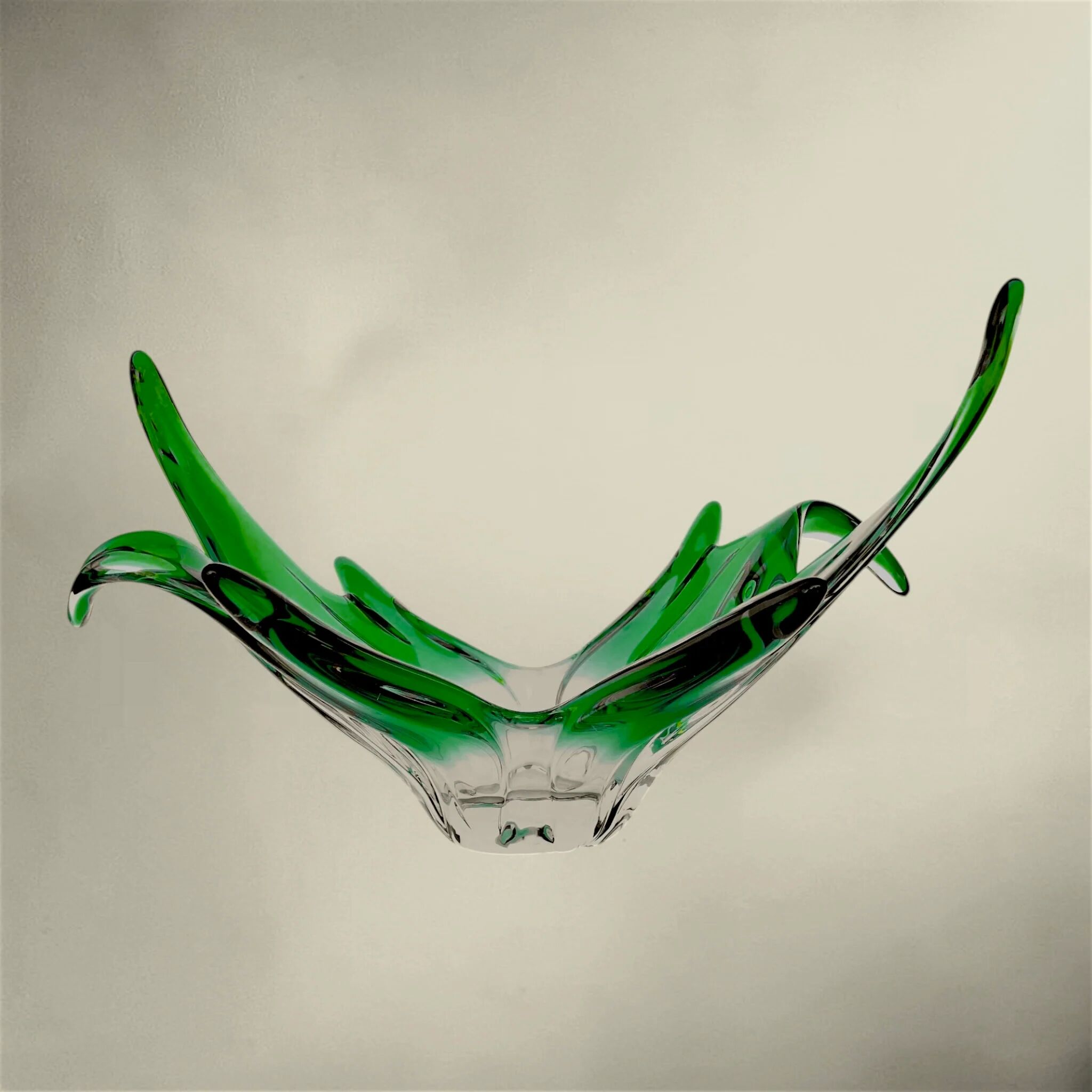 Large green blown glass bowl – art glass centrepiece – 1960s/70s