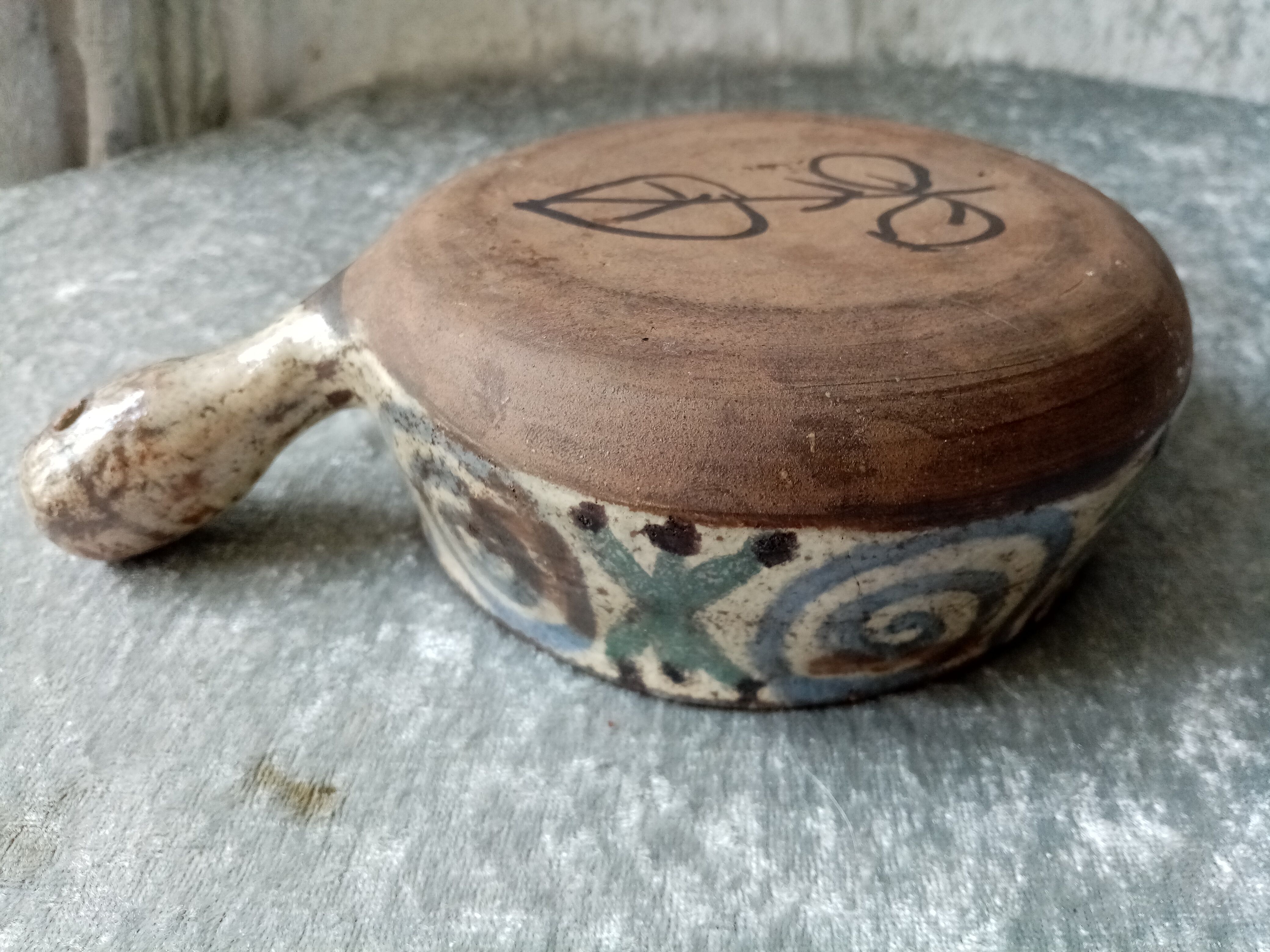 Old ceramic poelon years 50-60 gustave reynaud , le mulberier