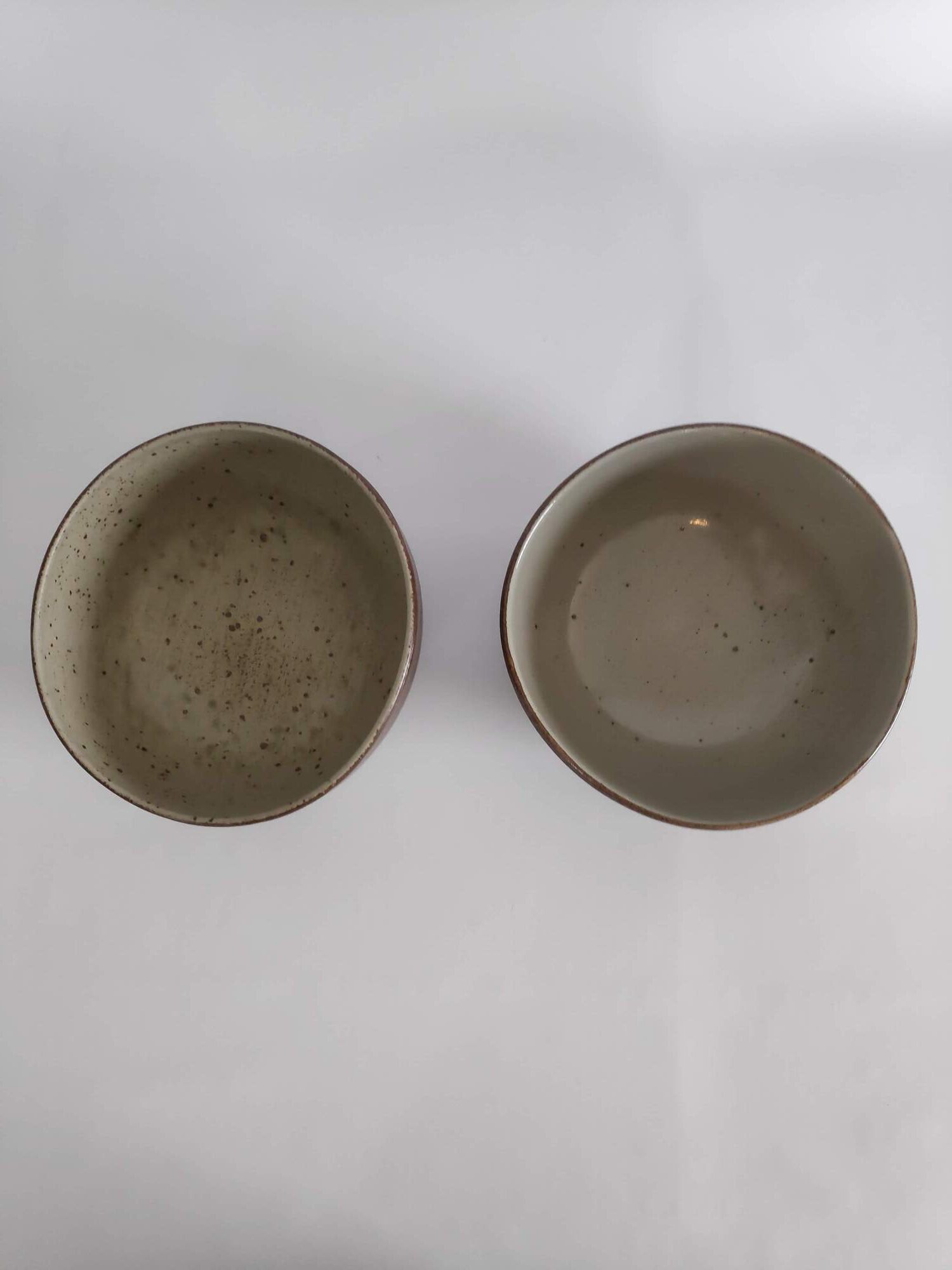 Pair of salad bowls in sandstone from the years 70