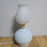 Lampe boule bleue et opaline blanche