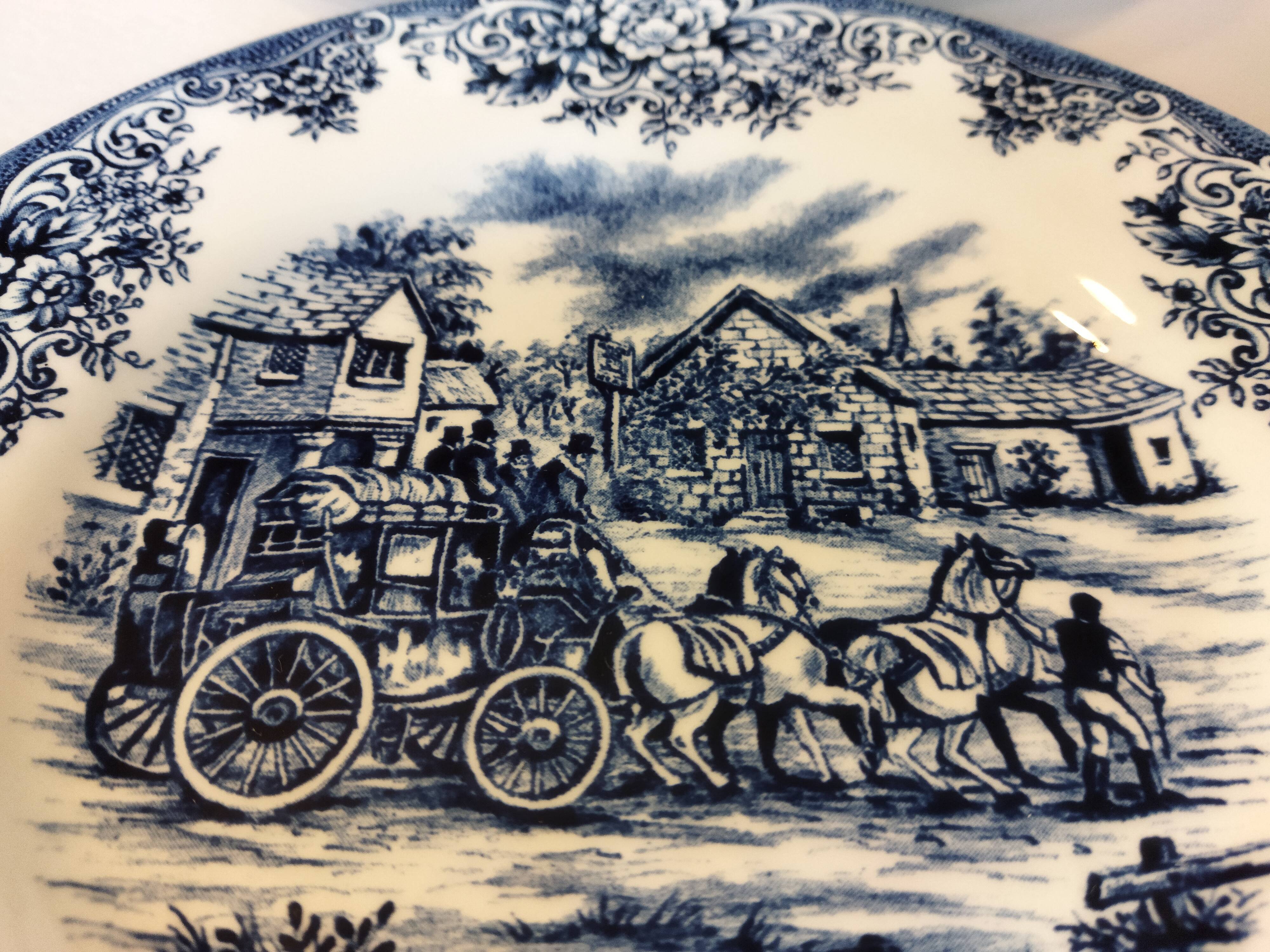 Set of 9 dessert plates English style blue & white