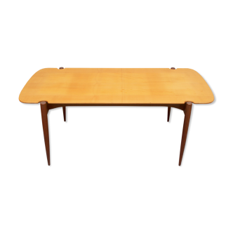 Table basse scandinave des années 1950 en teck et érable