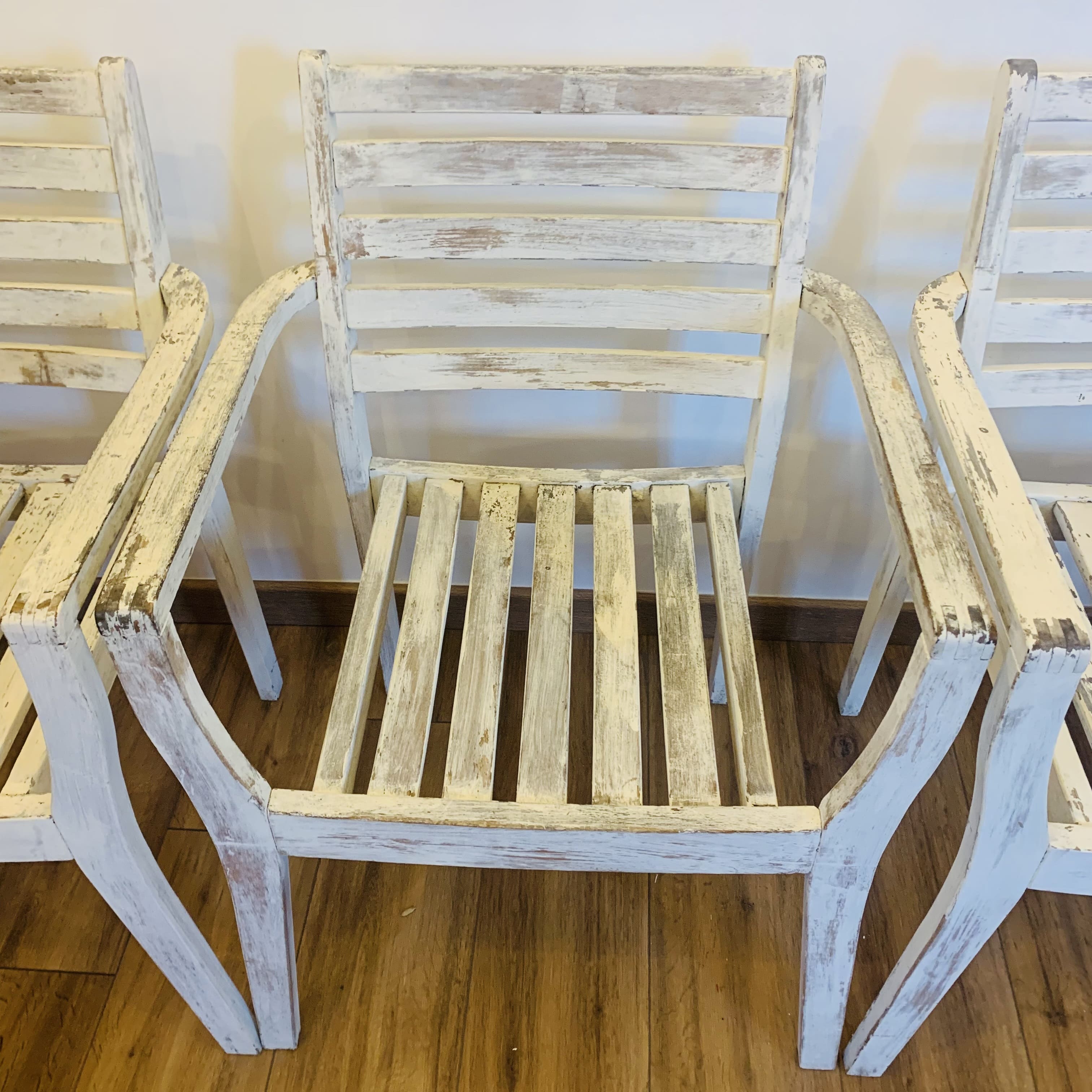 Ensemble de 4 chaises en bois