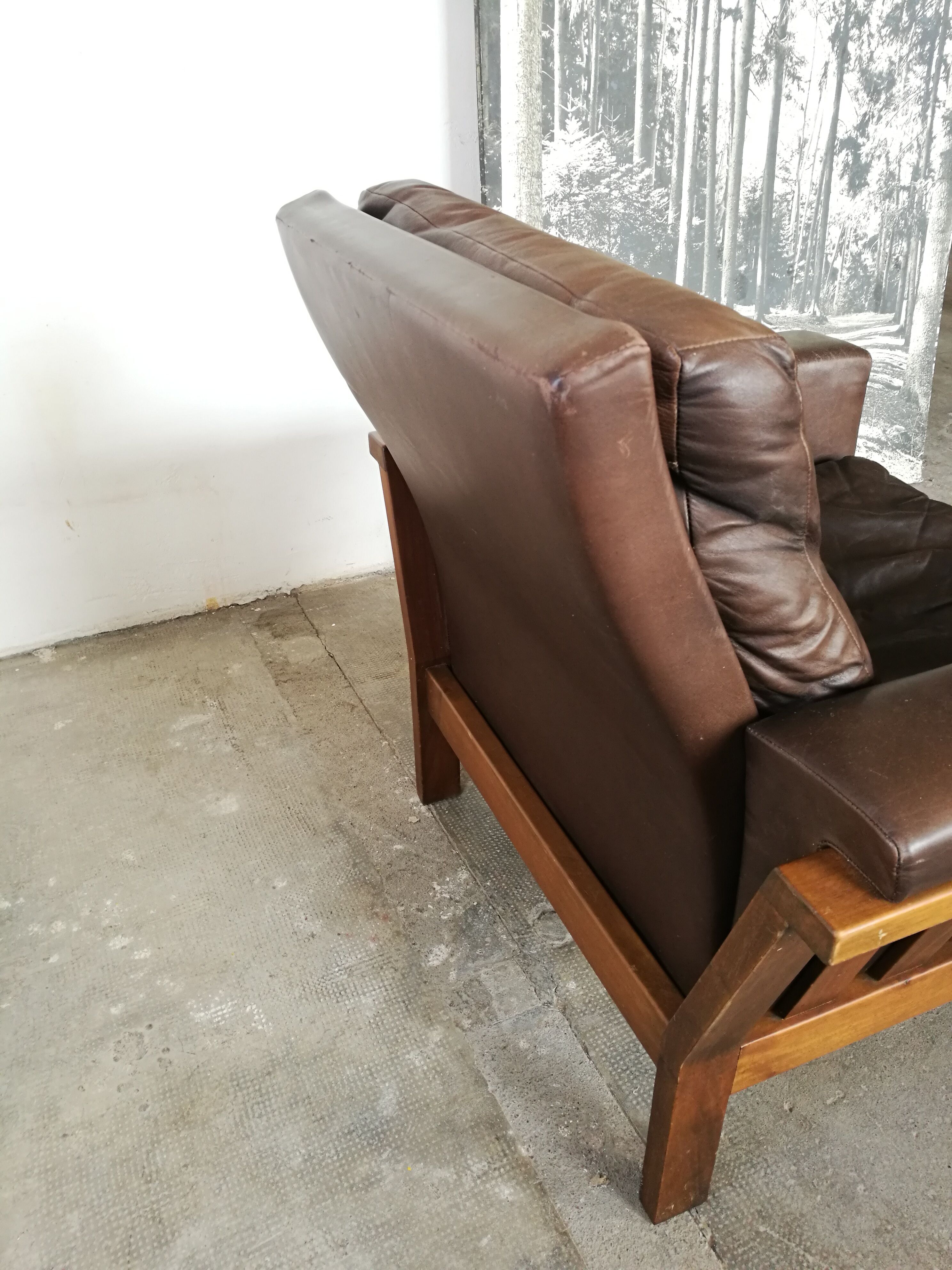 Leather armchair design 1980