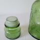 Carafe en verre vert