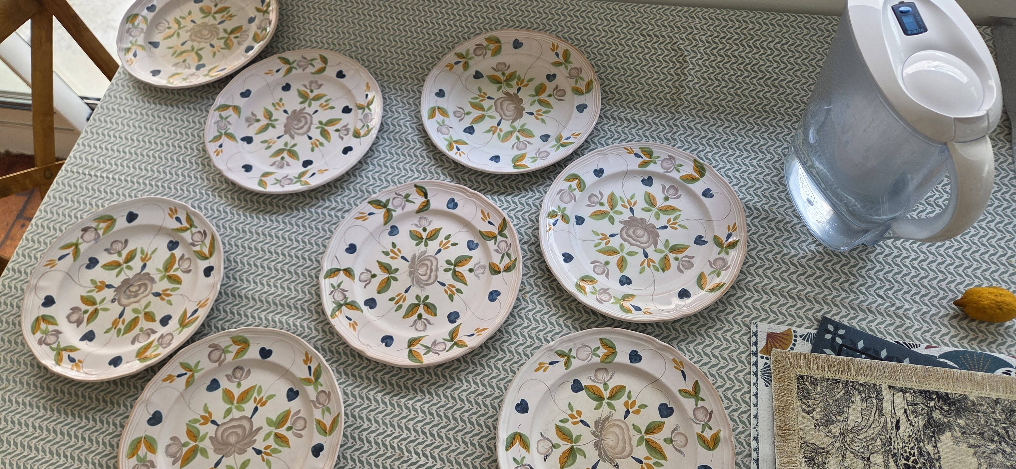 Porcelain plates from PORNIC