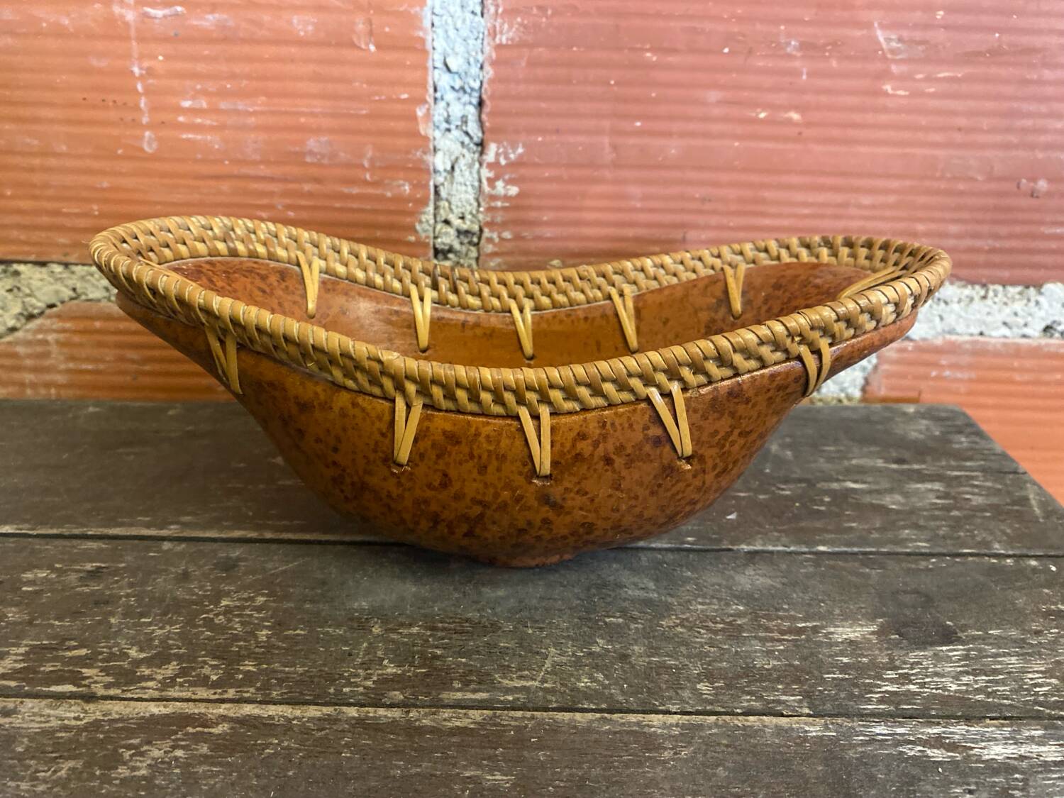 Old Brown Speckled Terracotta Pocket Video + Vintage Rattan Border