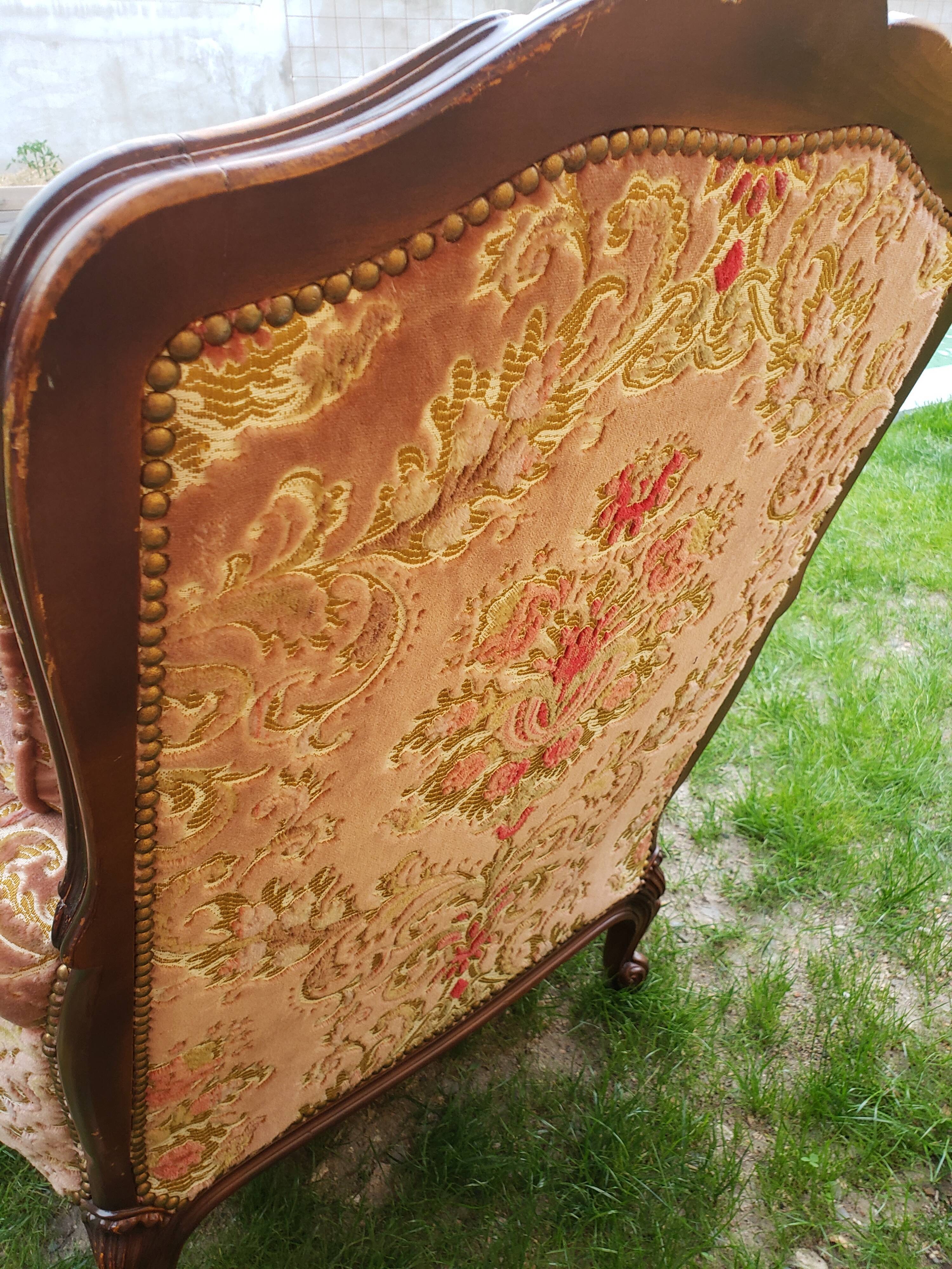 Armchair bergère style Louis XVI