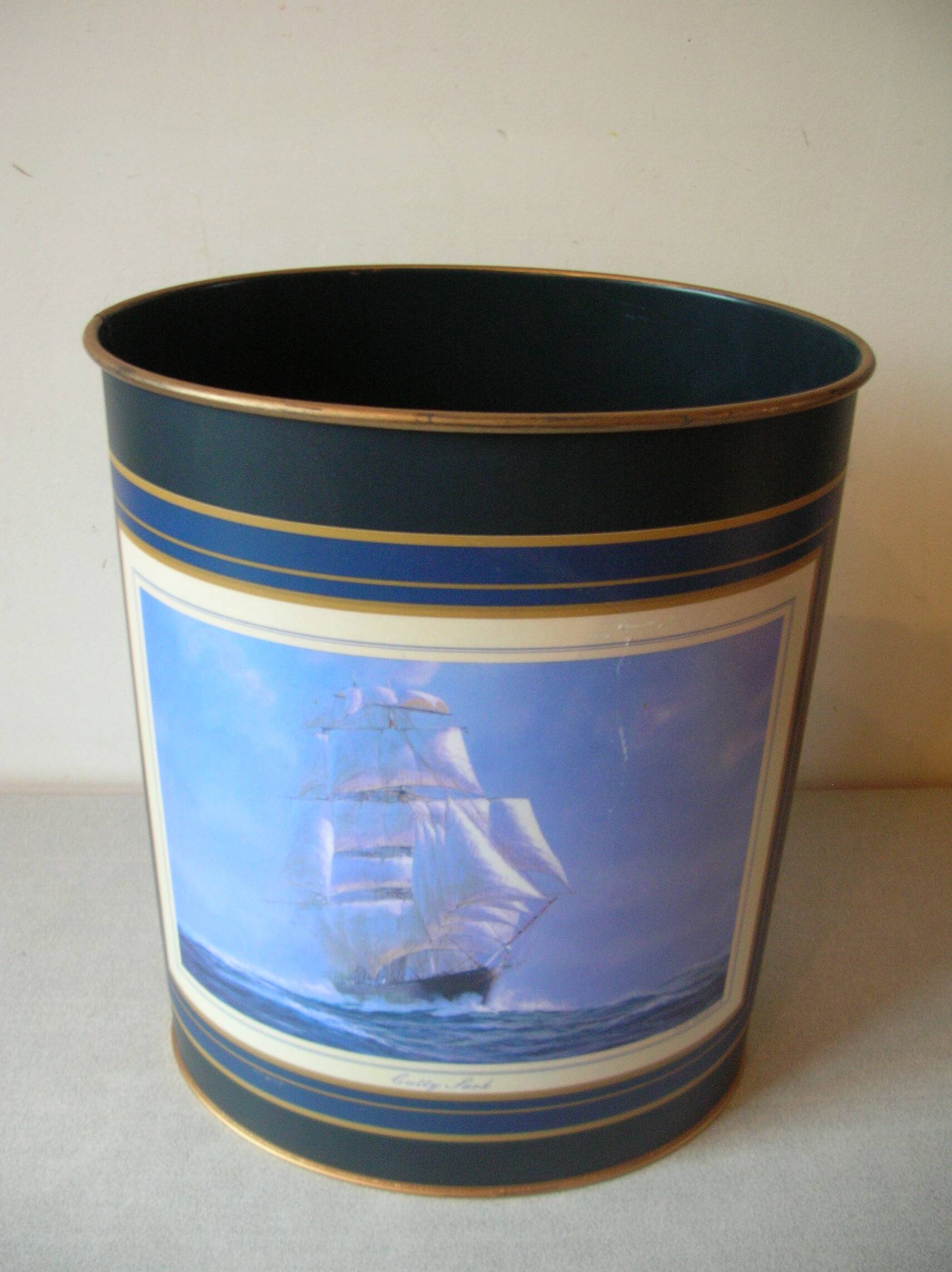 Metal wastebasket decor three poles Cutty Sark retro office trash can