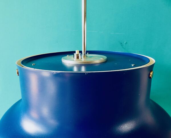 Suspension bleue d'Anders Pehrson. Suède 1970