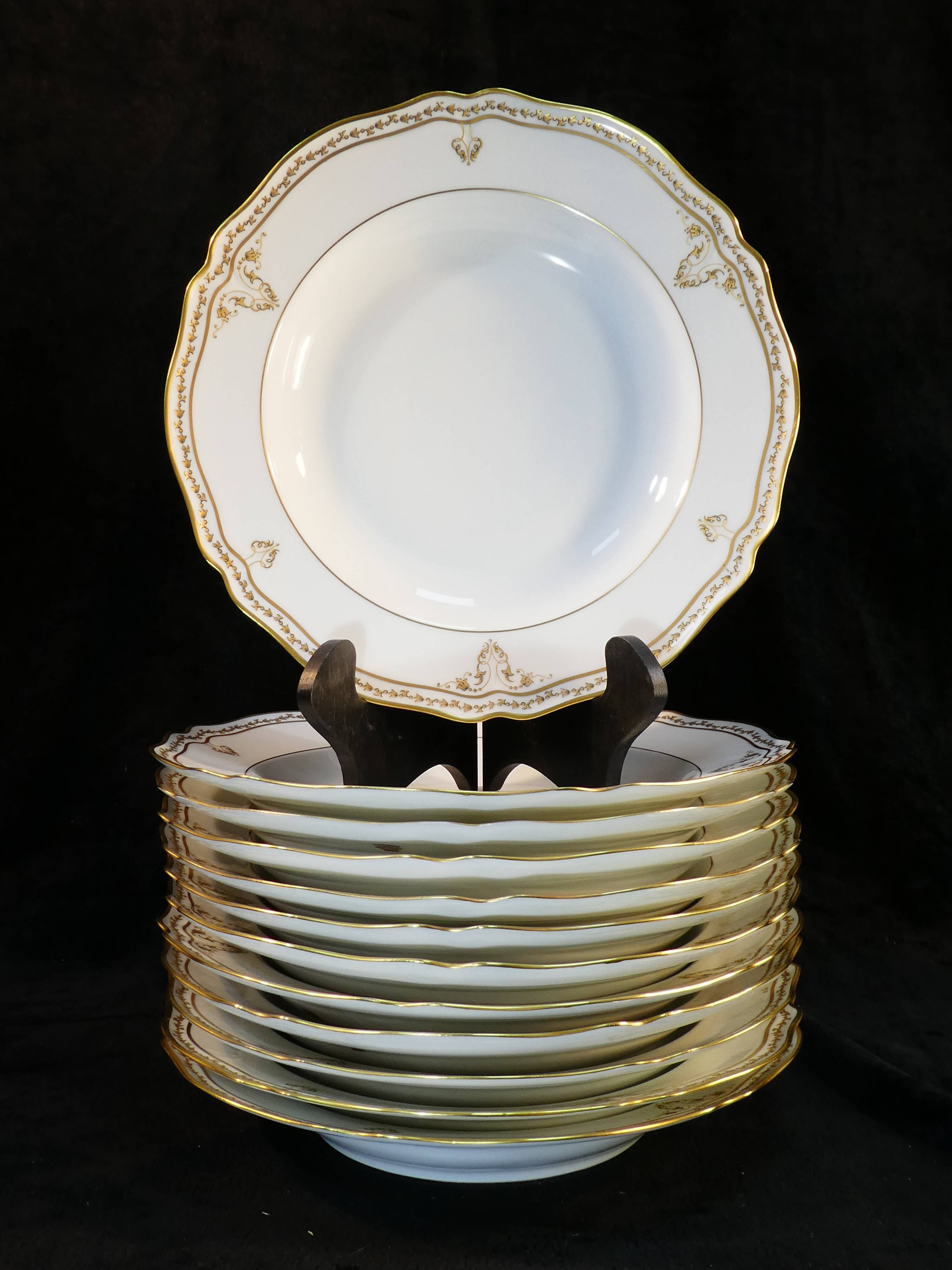 ANCIENNE DINETTE 8 ASSIETTES GIEN DECOR FLEURS ET