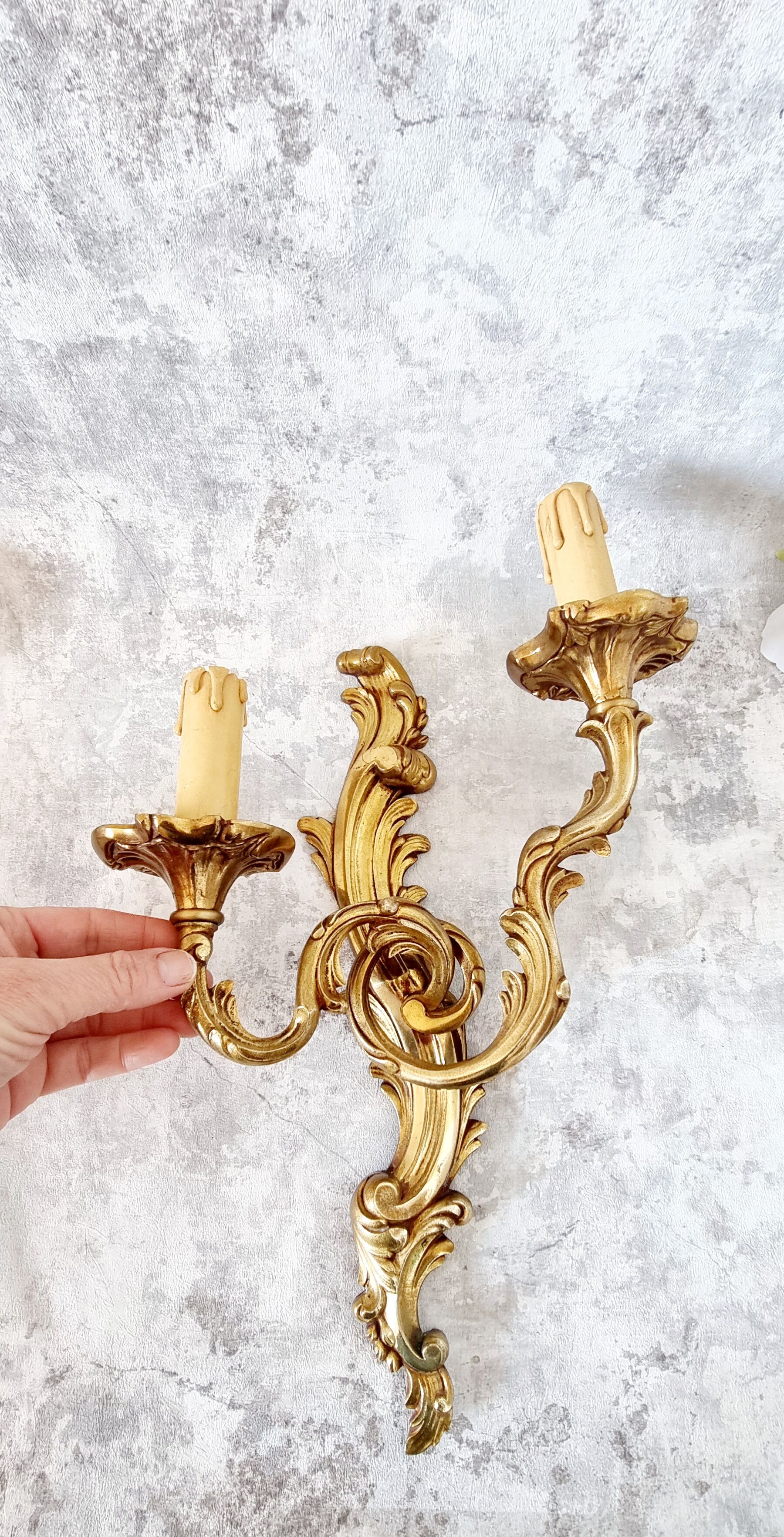 Pair of wall sconces in real bronze Louis XVI style