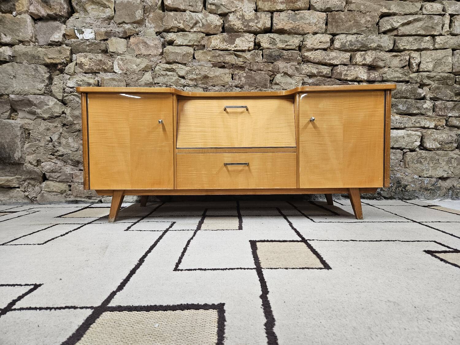 Small vintage sideboard 1960 compass foot