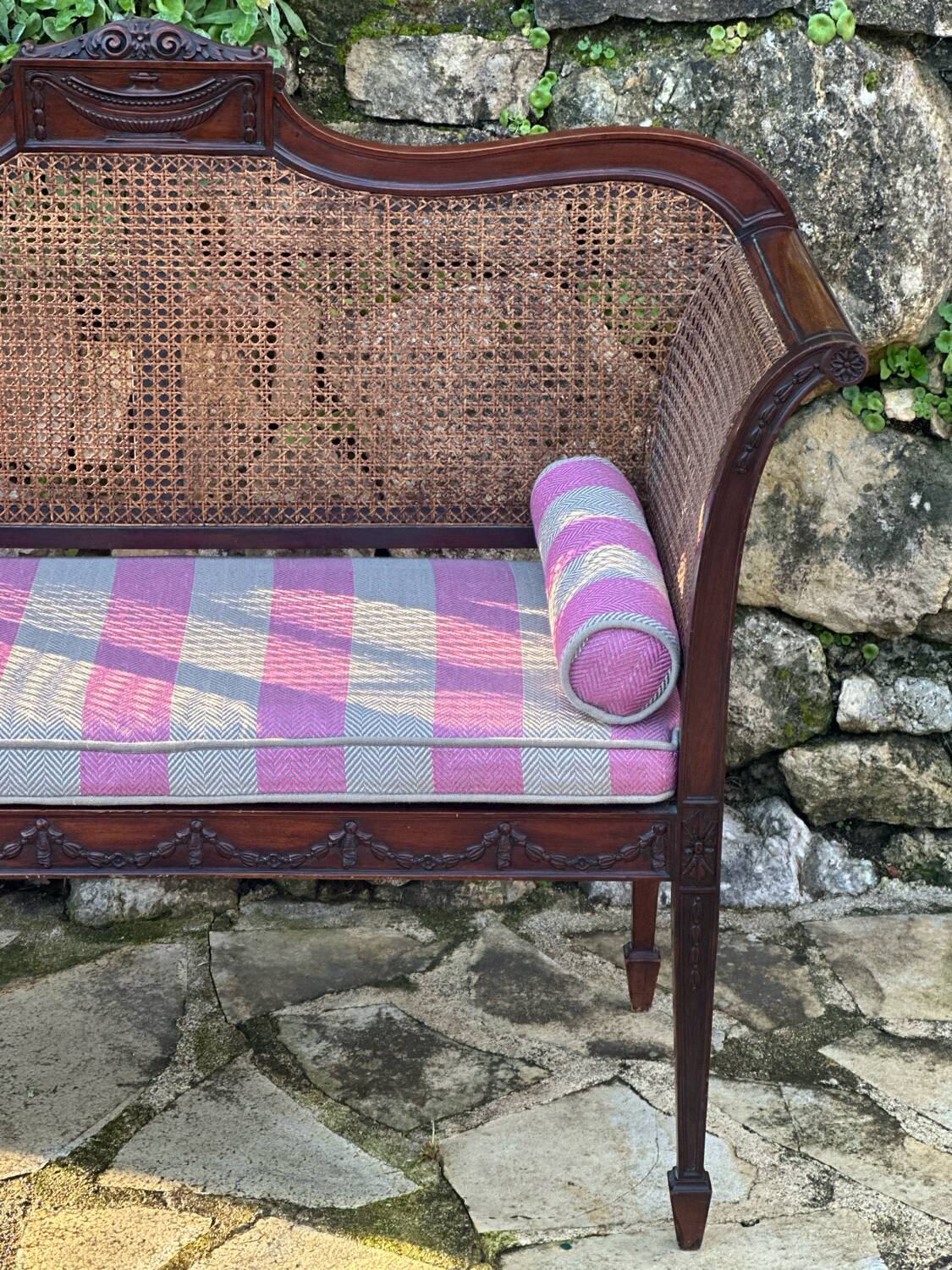 small bench or Love Seat in Mahogany circa 1860