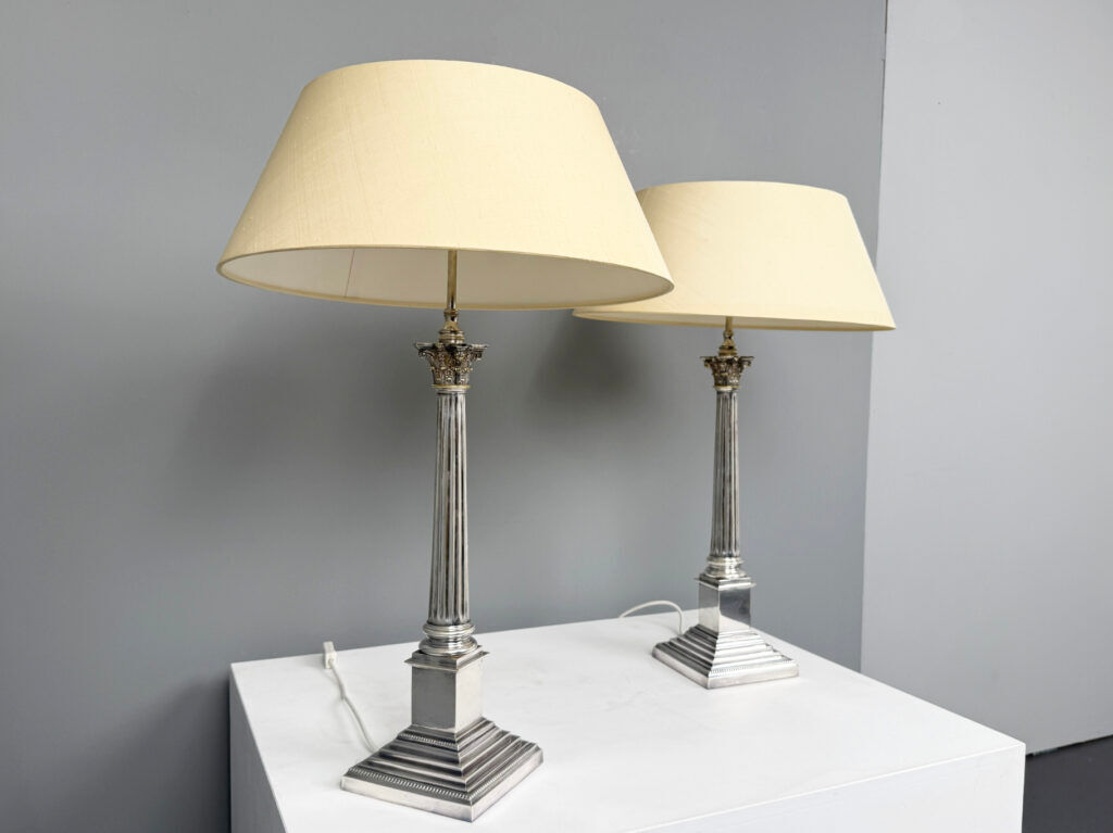 Pair of table lamps, Corinthian columns, silver-plated, England, 1970s