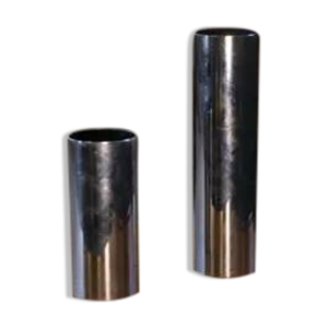 paire de vases en métal