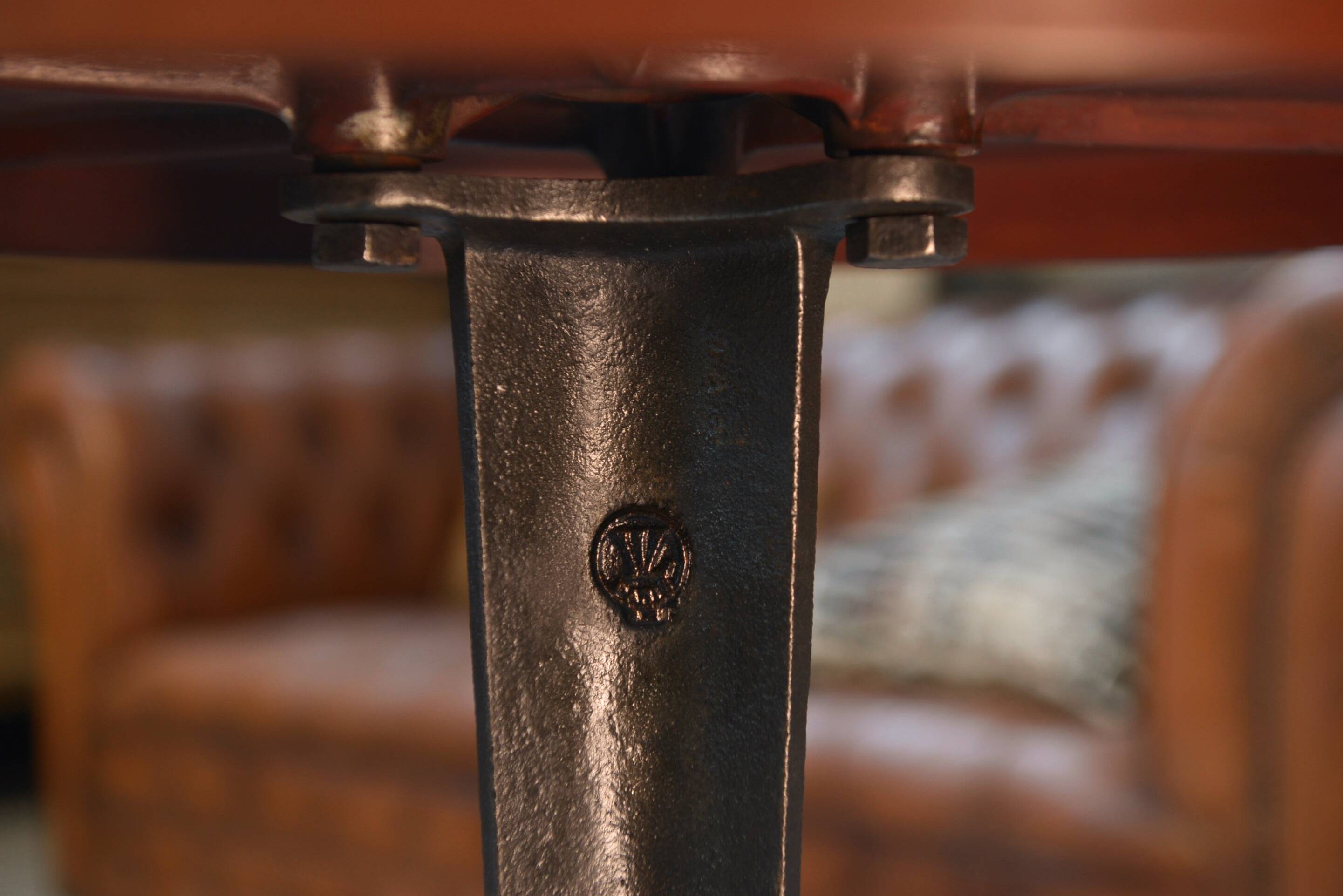 Table bistrot art déco par louis vuitton 1930's