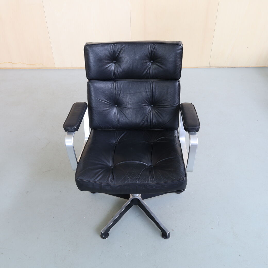 Office chair in leather by Karl Erik Ekselius for Joc Sweden 1970s