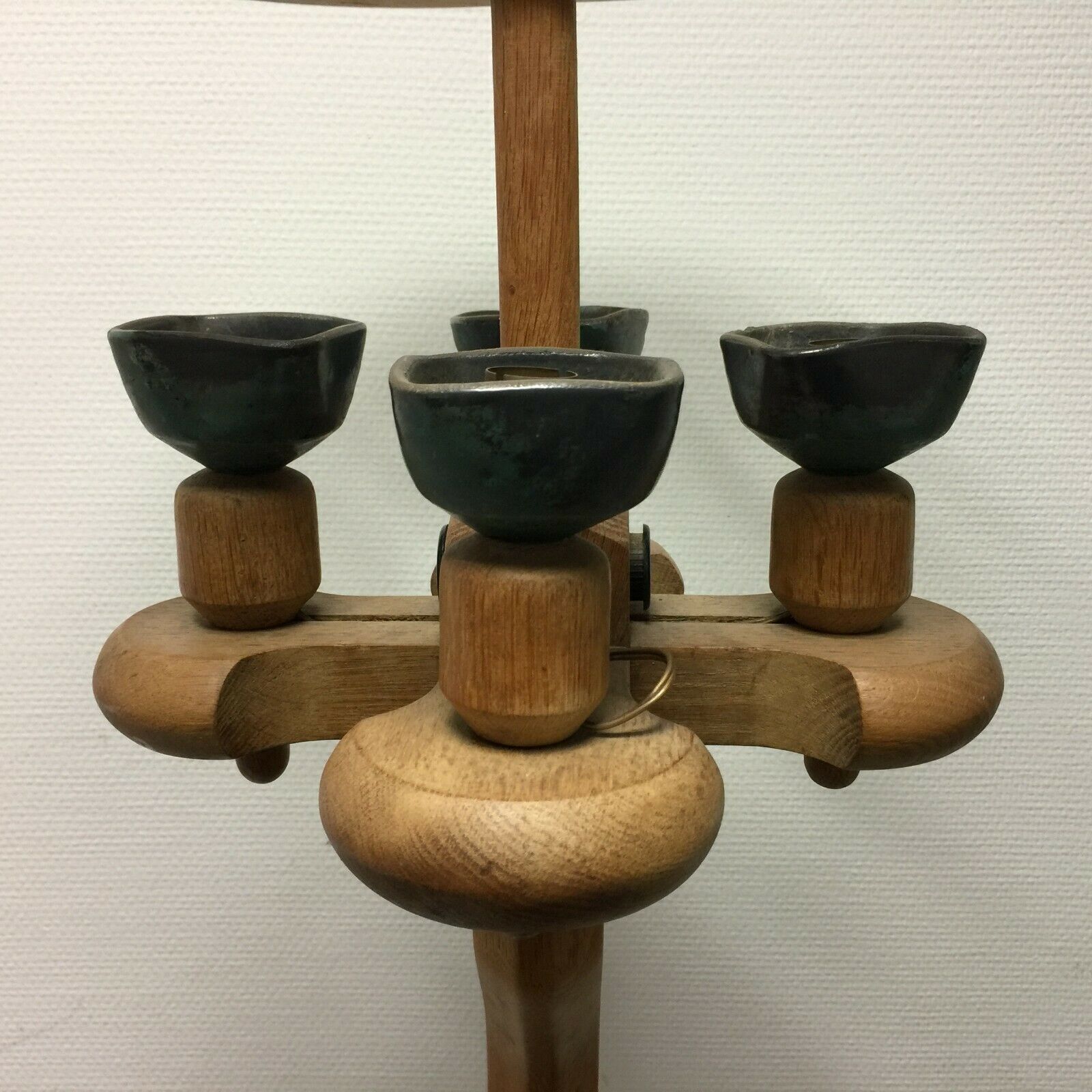 Lampadaire par Robert Guillerme et Jacques Chambron en chêne et faïence, 1960