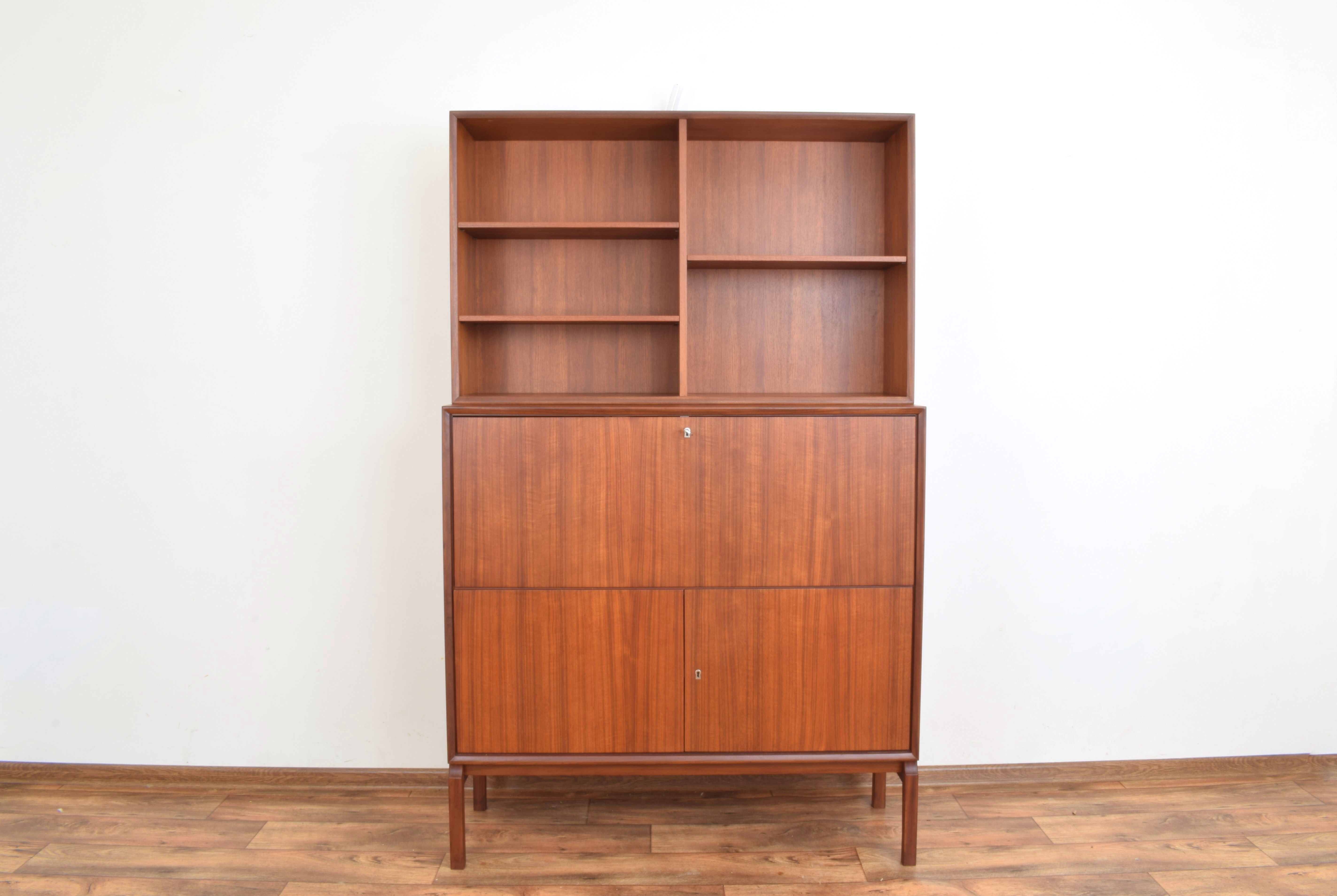 MTP Wall Unit by M. Grabiński