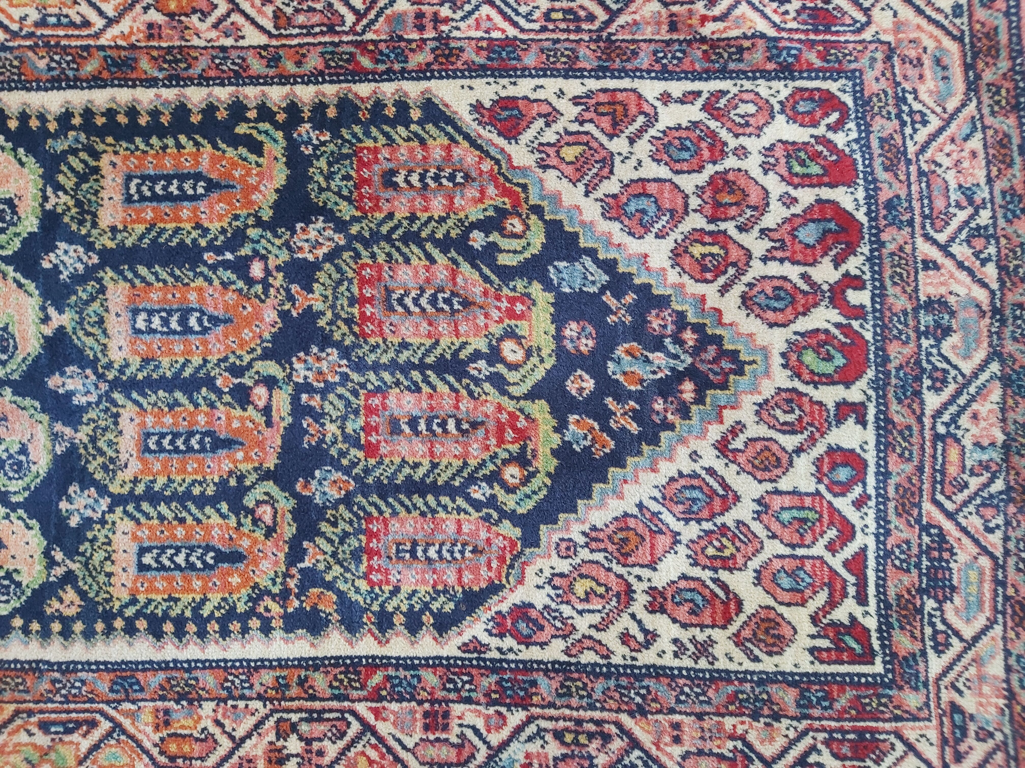 Gallery carpet, Persian carpet