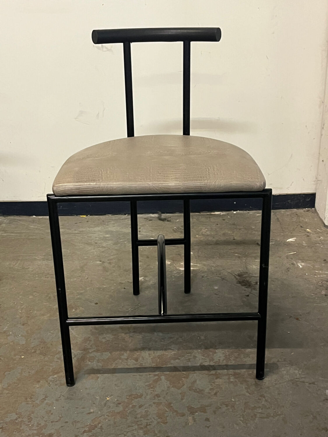 Tokyo chair by Rodney Kinsman 1980