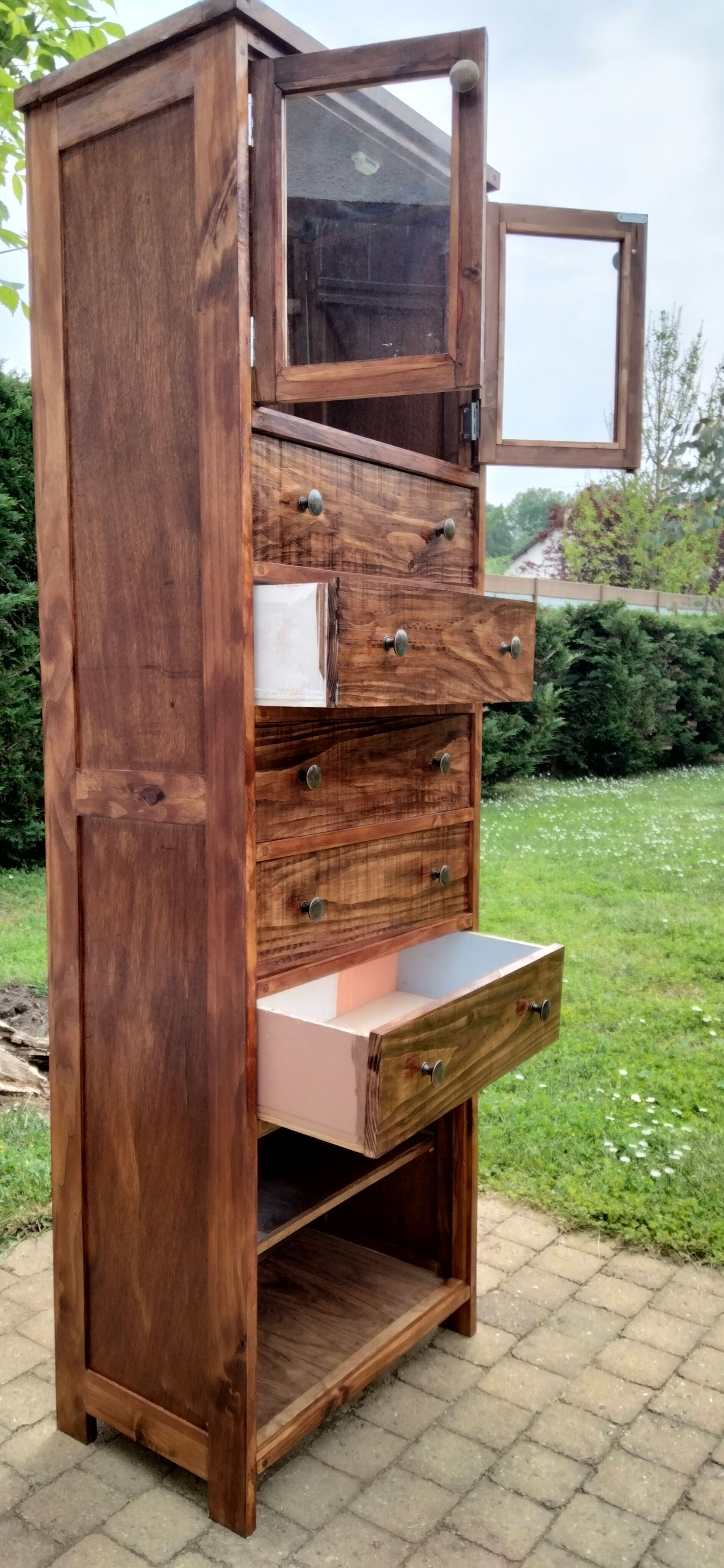 Storage cabinet, showcase