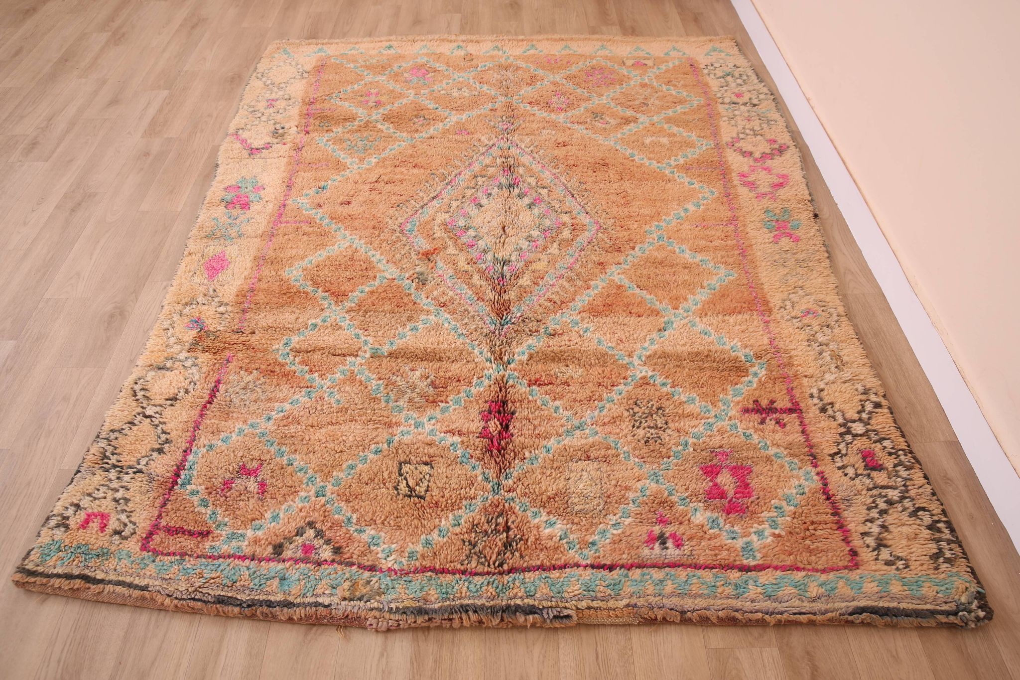Peach Vintage Moroccan Rug 170 x 230 cm, Berber Wool Rug, Handmade Boho Rug
