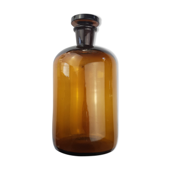 Former laboratory in amber glass bottle