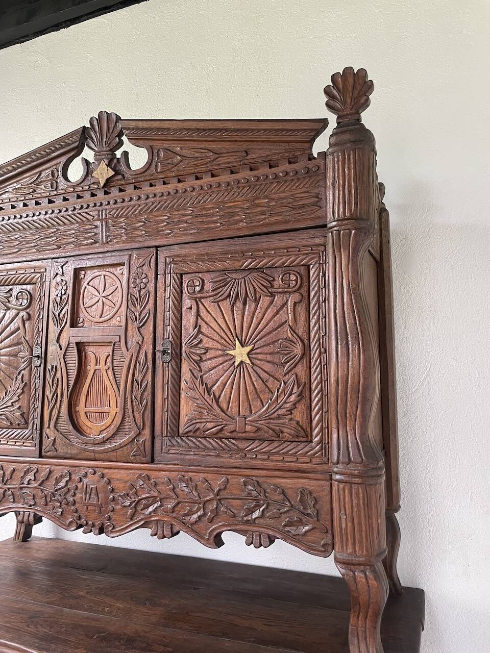 Auvergne brutalist folk art furniture 1890