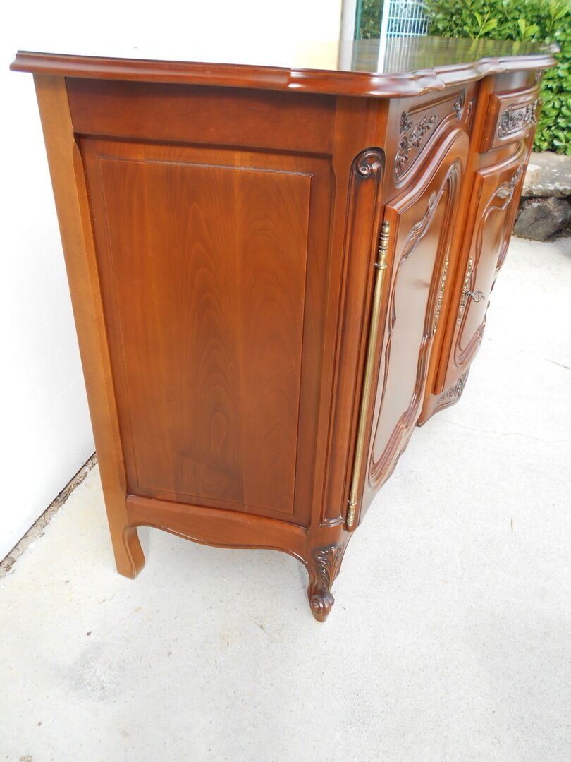 Enfilade in Provençal cherry tree, Louis XV style