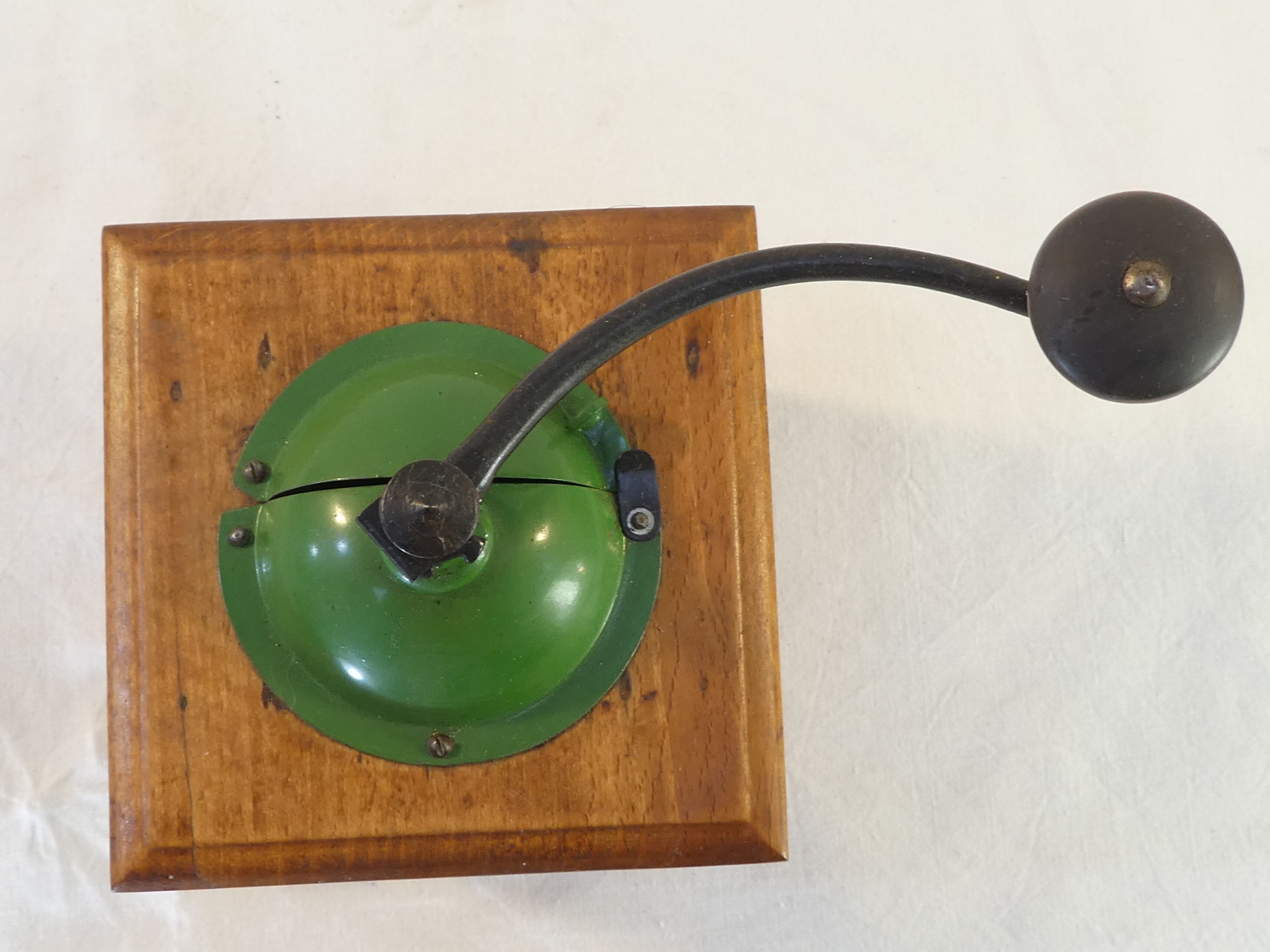 Coffee mill PEUGEOT FRERES Valentigney DOUBS functional