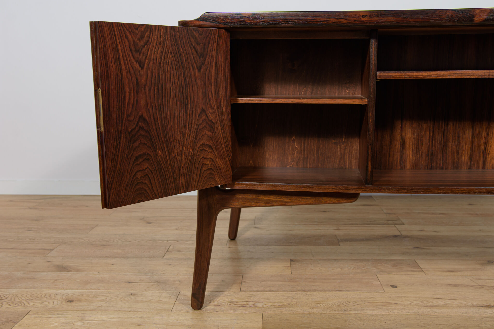 Mid-Century Modern Danish Rosewood Desk by Svend Åge Madsen for H.P. Hansen, Denmark, 1960s